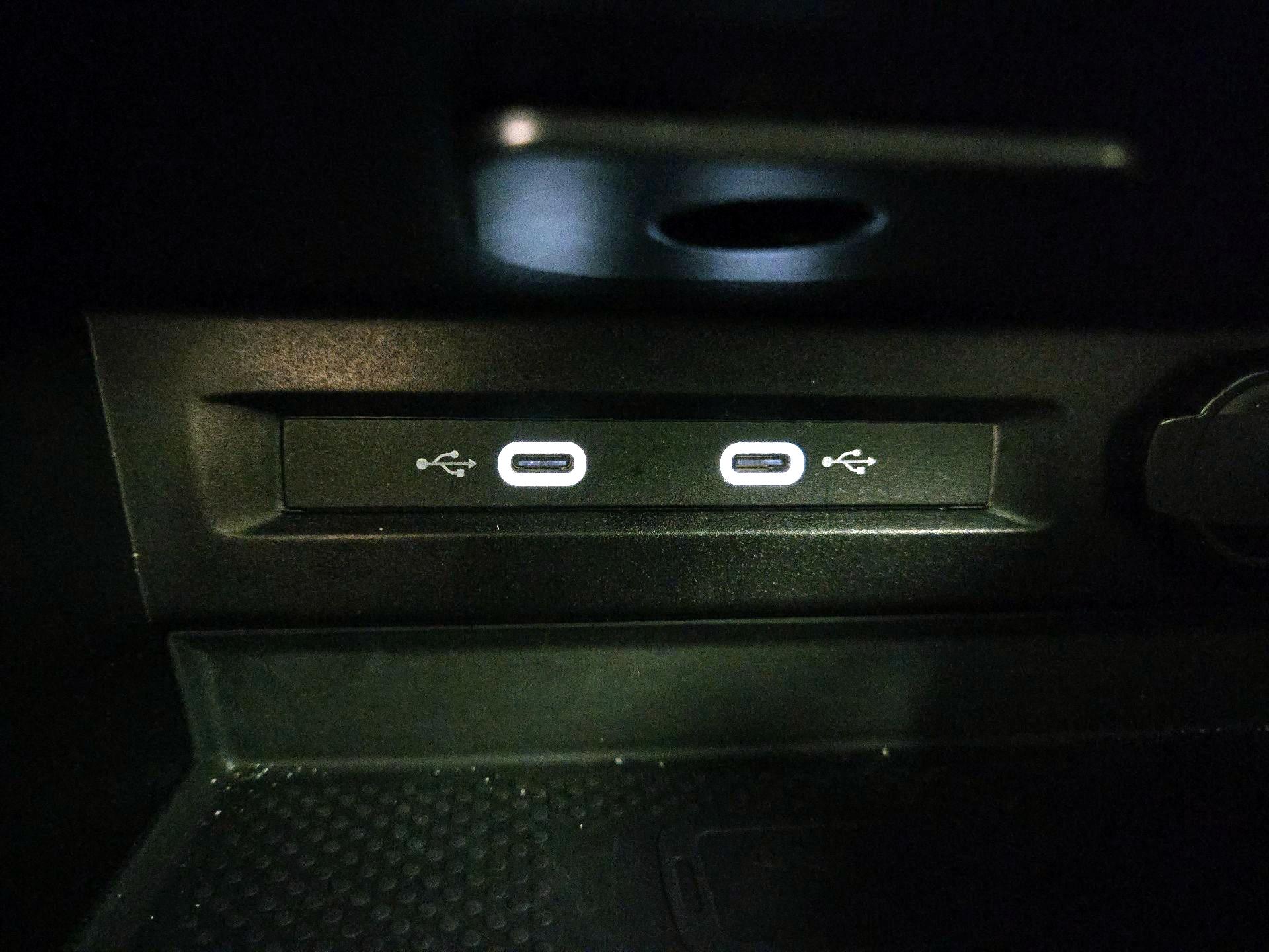 Thumbnail: 2024 Volkswagen Tiguan - 18