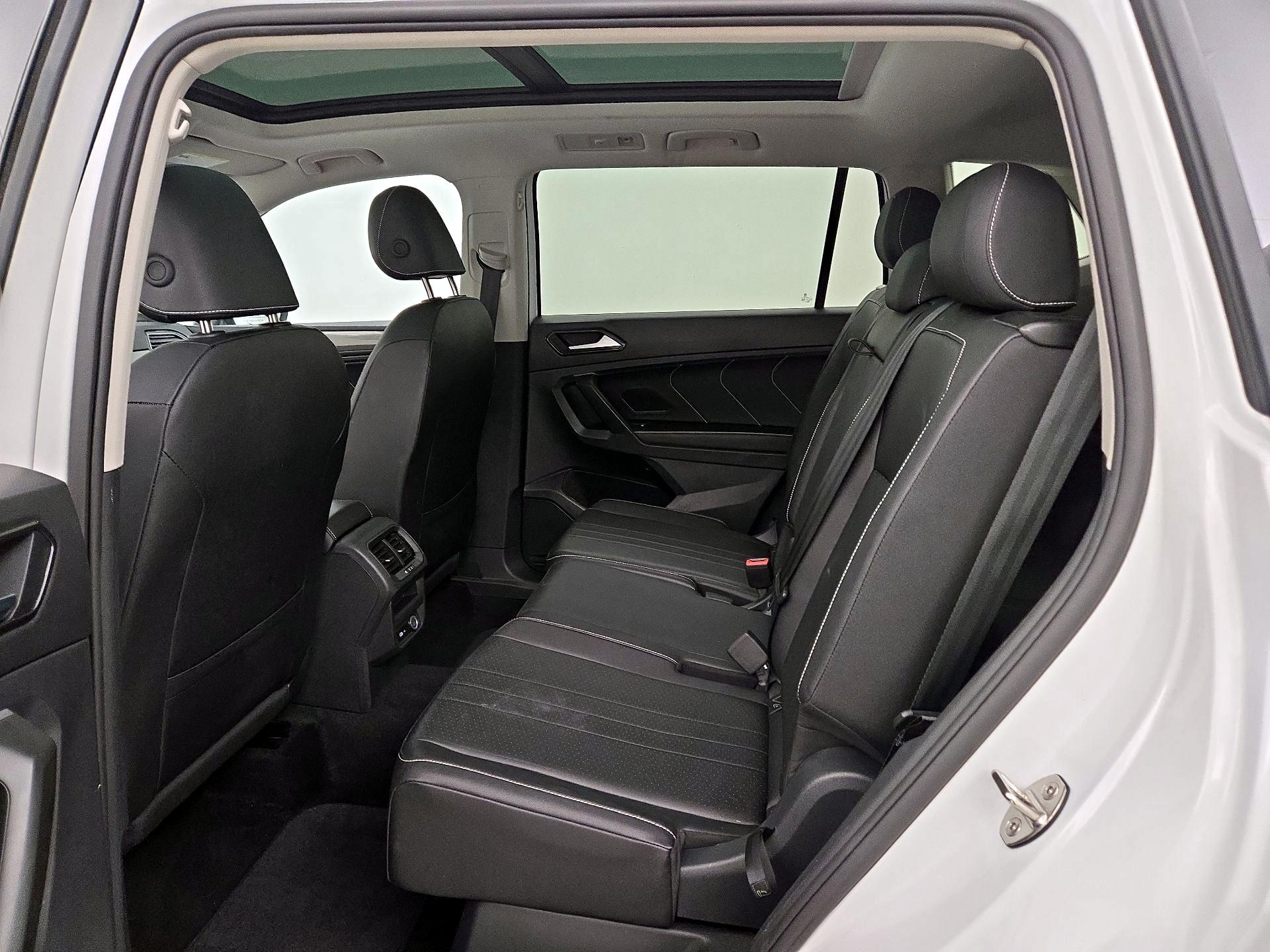 Thumbnail: 2024 Volkswagen Tiguan - 20