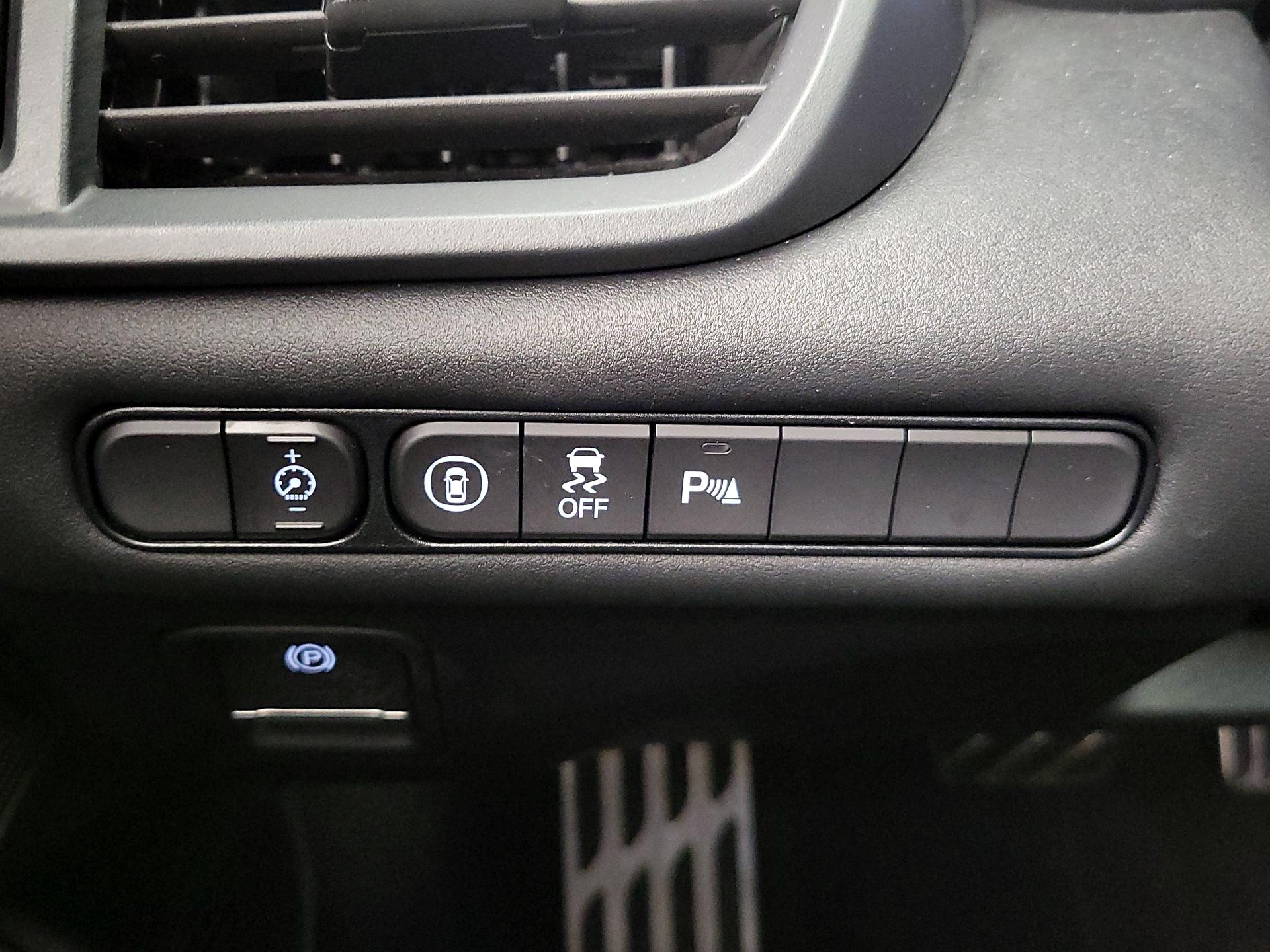 Thumbnail: 2022 Acura TLX - 13