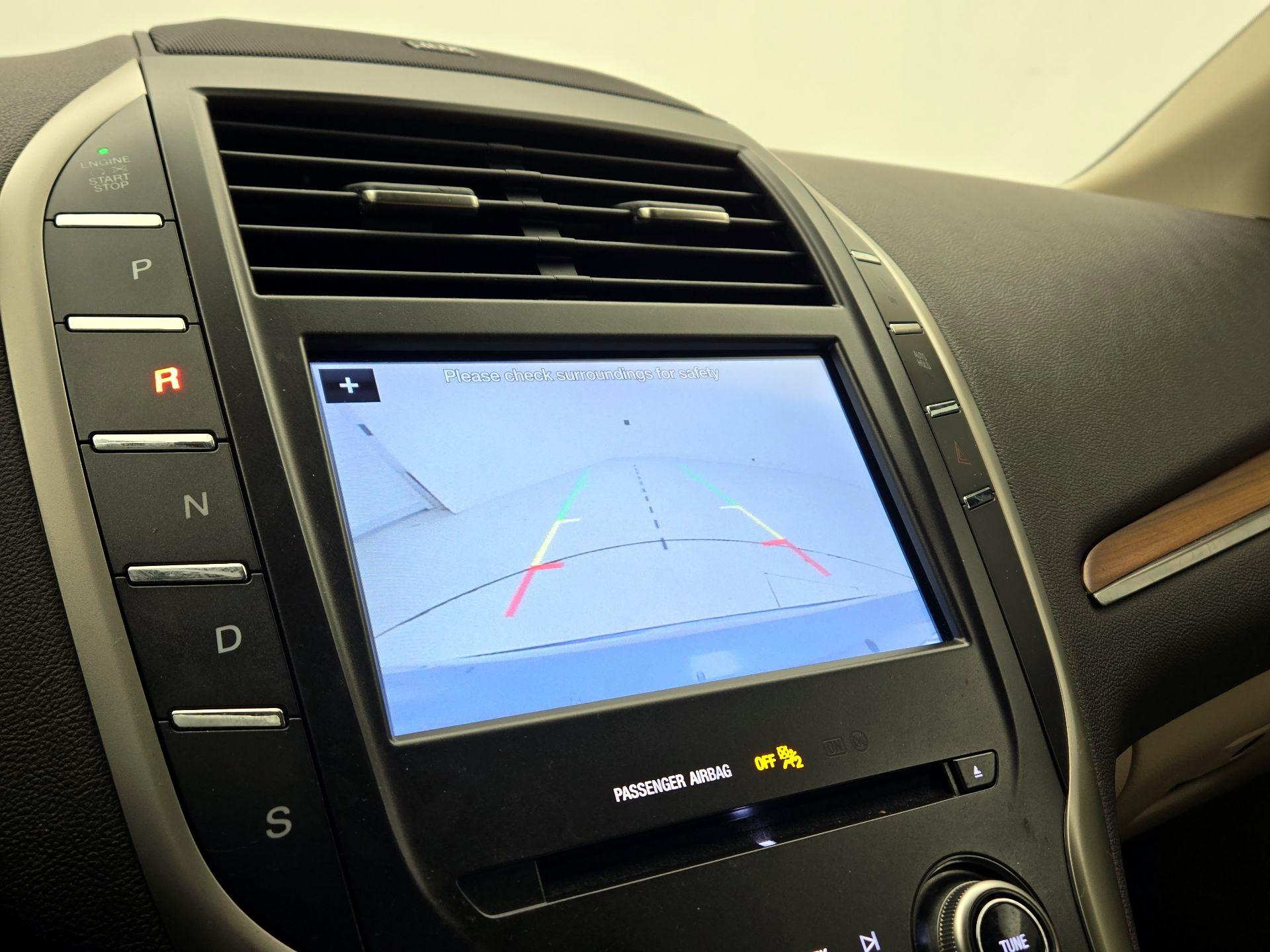 Thumbnail: 2018 Lincoln MKC - 14