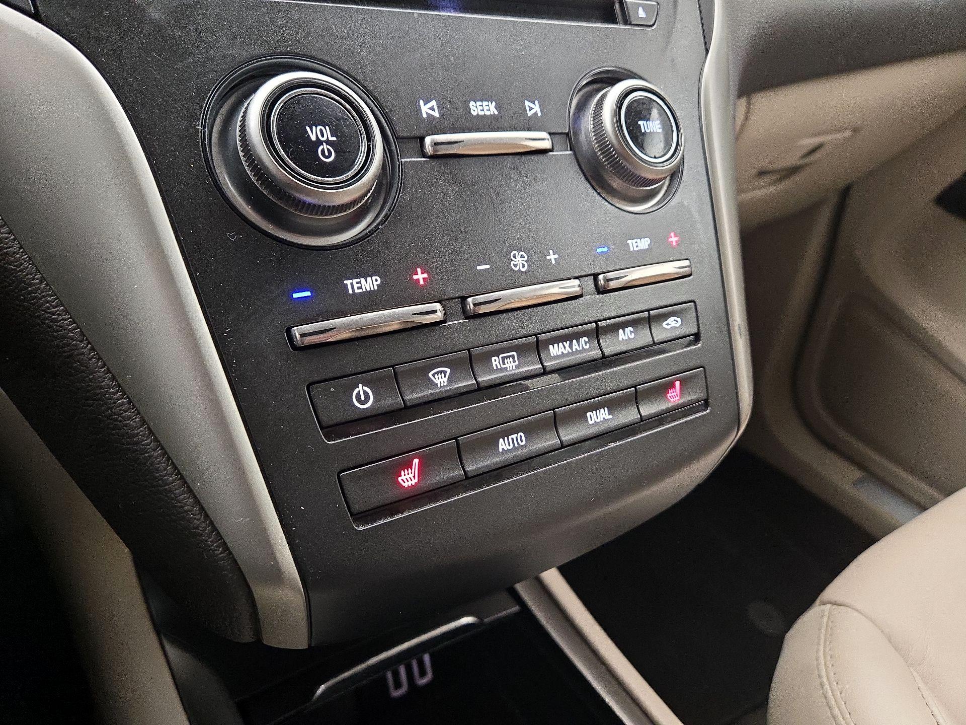 Thumbnail: 2018 Lincoln MKC - 16