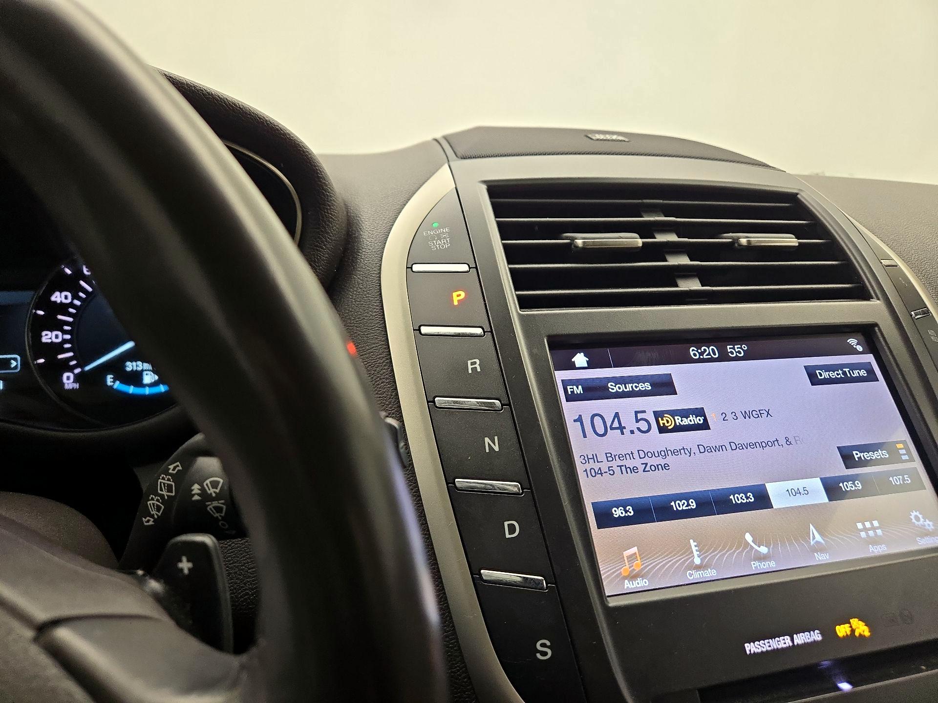 Thumbnail: 2018 Lincoln MKC - 17