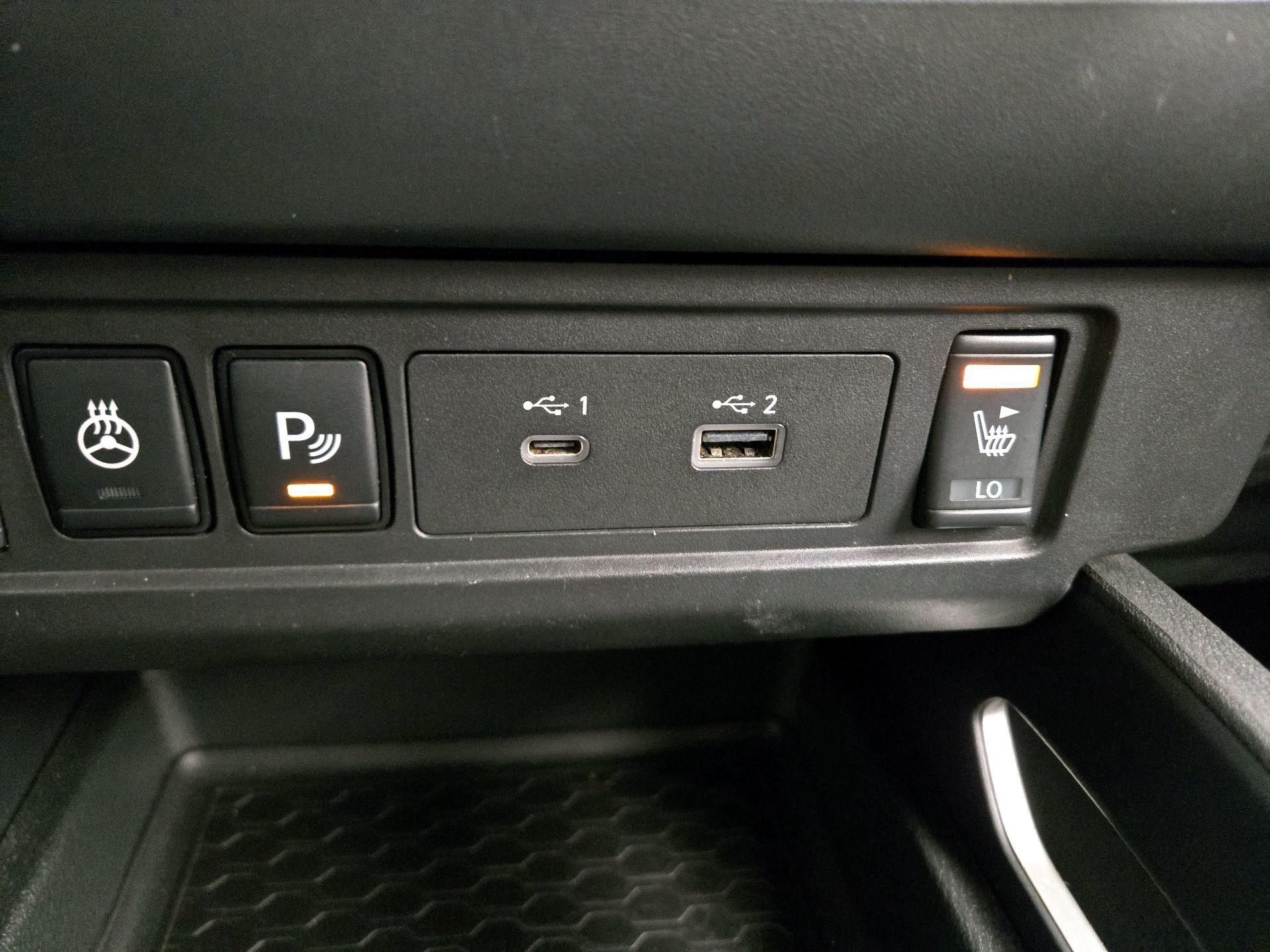 Thumbnail: 2022 Nissan Frontier - 18