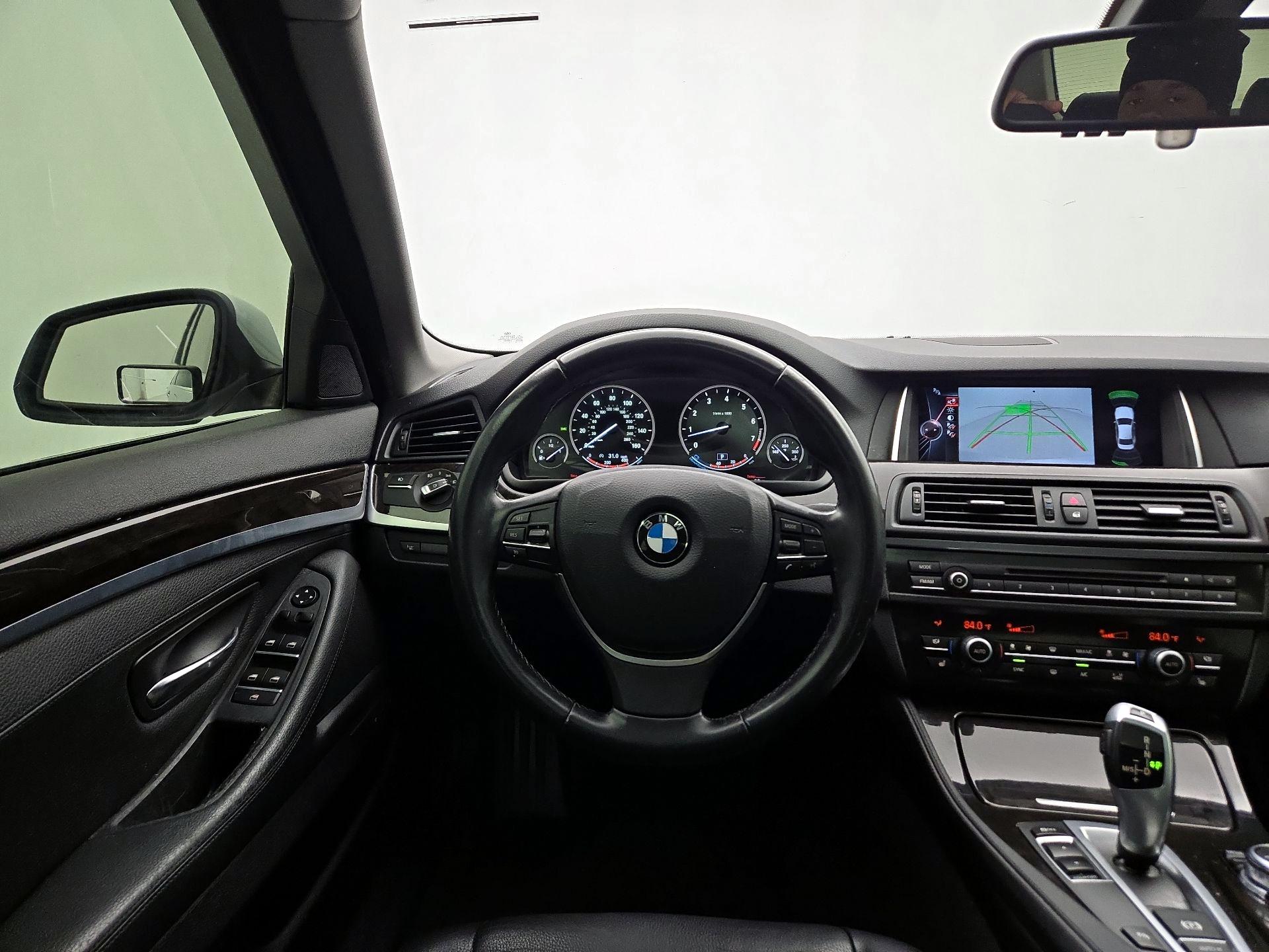 Thumbnail: 2015 BMW 5 Series - 10