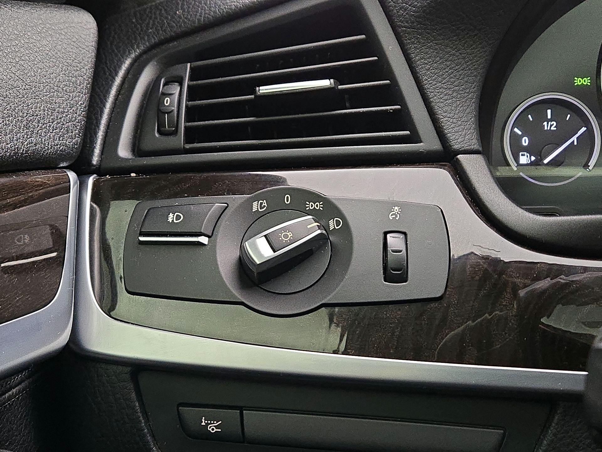 Thumbnail: 2015 BMW 5 Series - 13