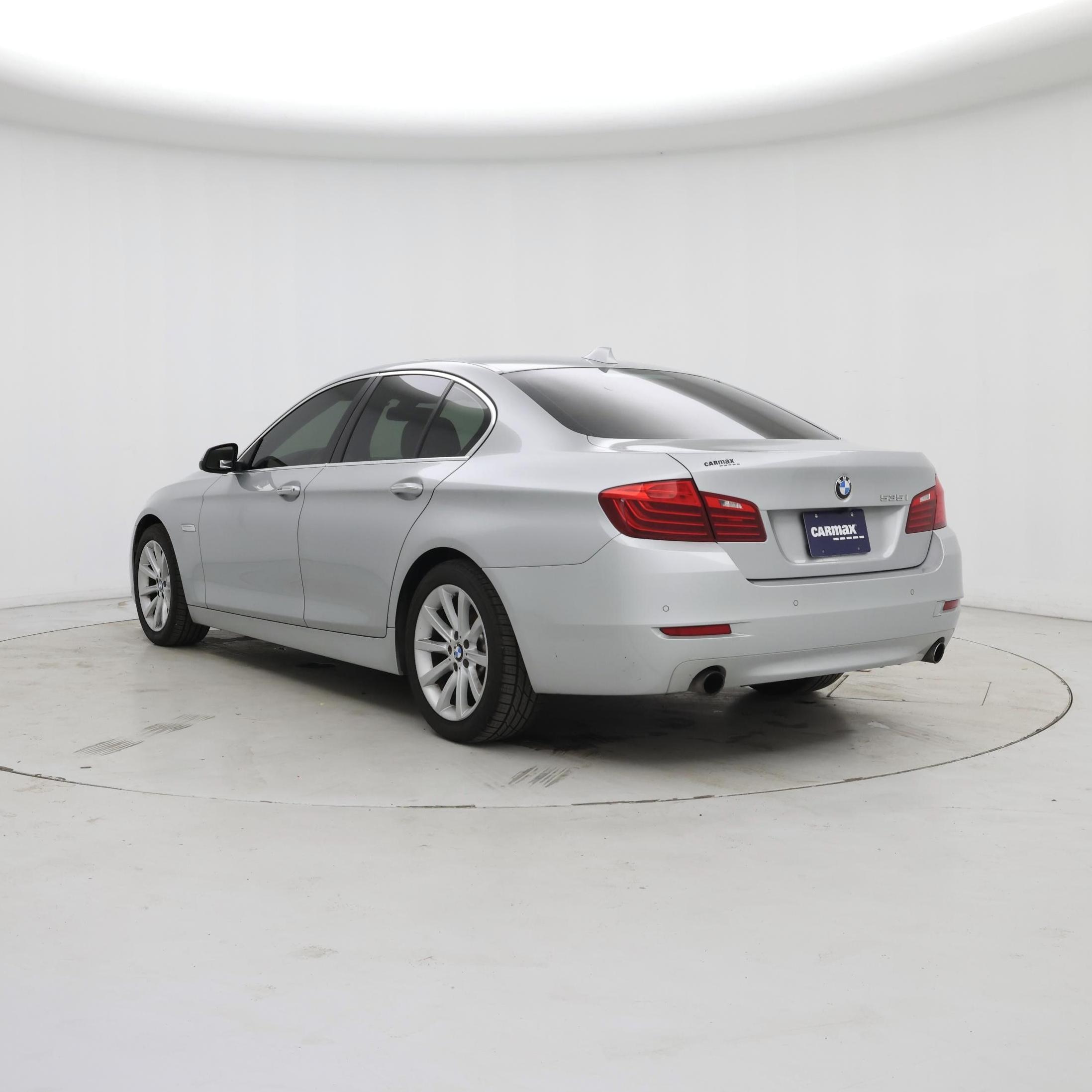 Thumbnail: 2015 BMW 5 Series - 2