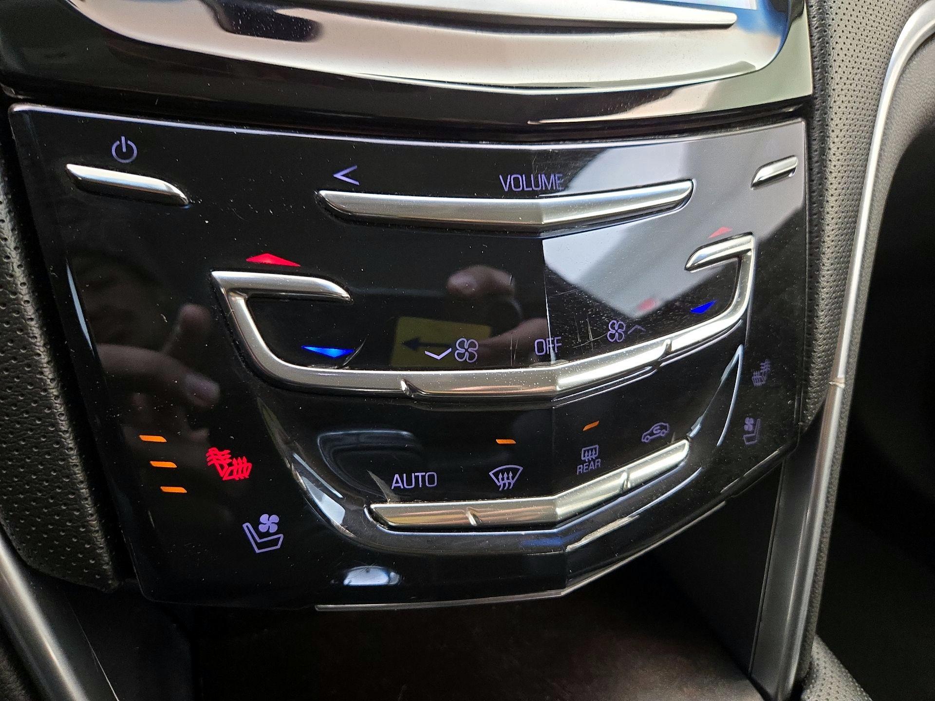 Thumbnail: 2019 Cadillac XTS - 17