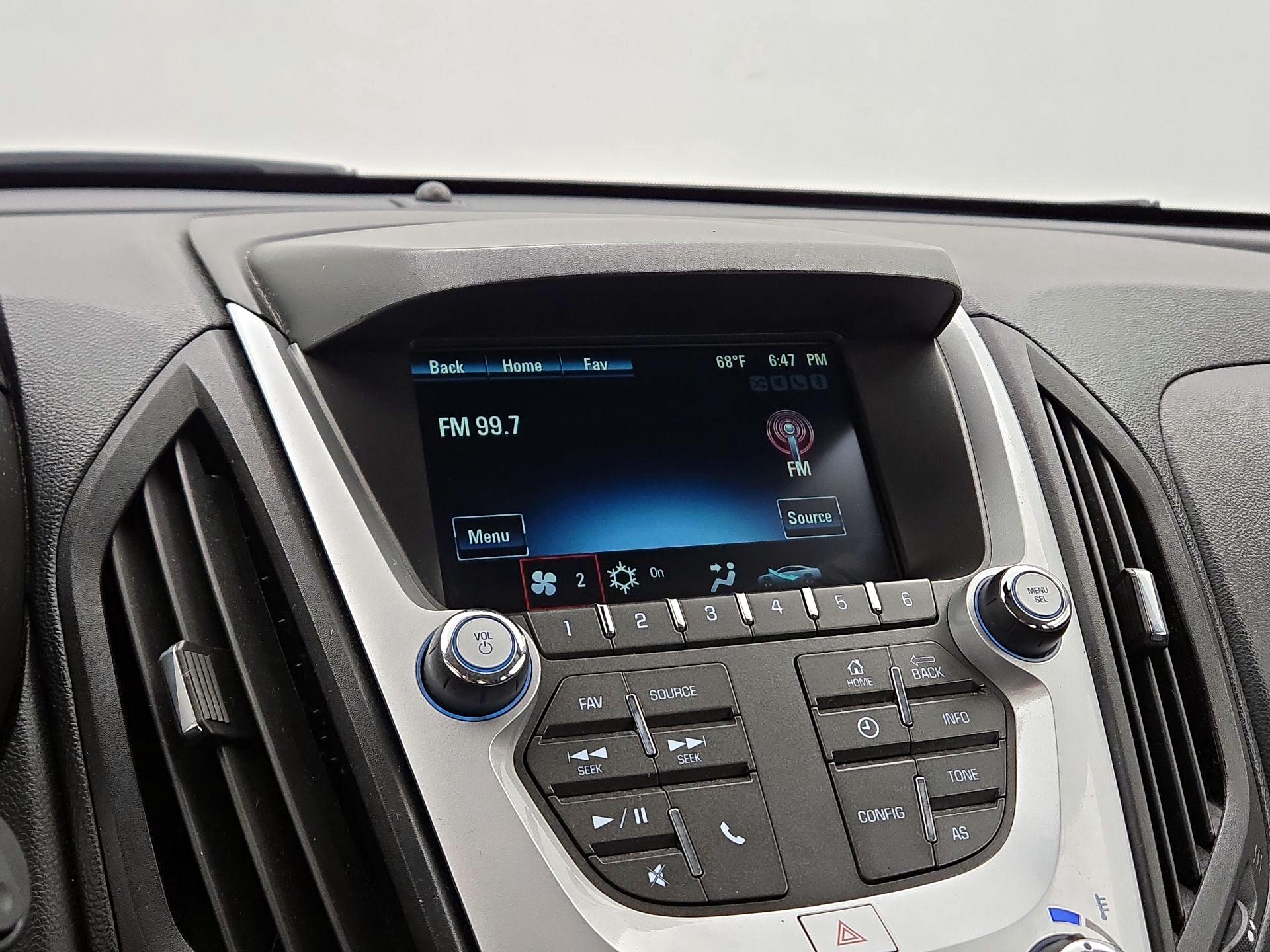 Thumbnail: 2016 Chevrolet Equinox - 14