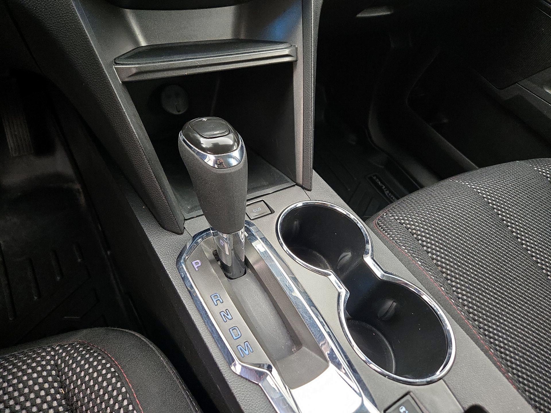 Thumbnail: 2016 Chevrolet Equinox - 16