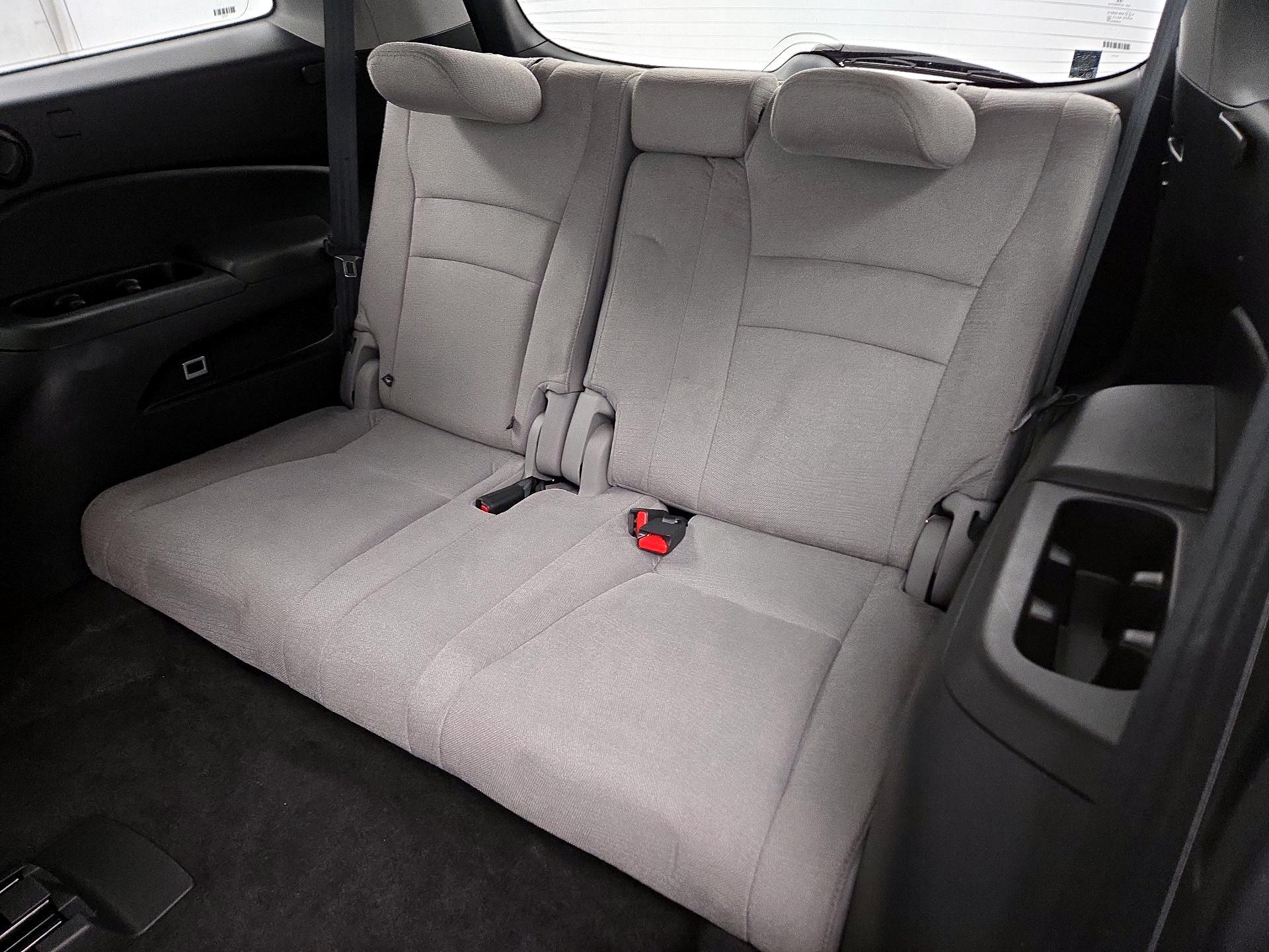 Thumbnail: 2016 Honda Pilot - 20