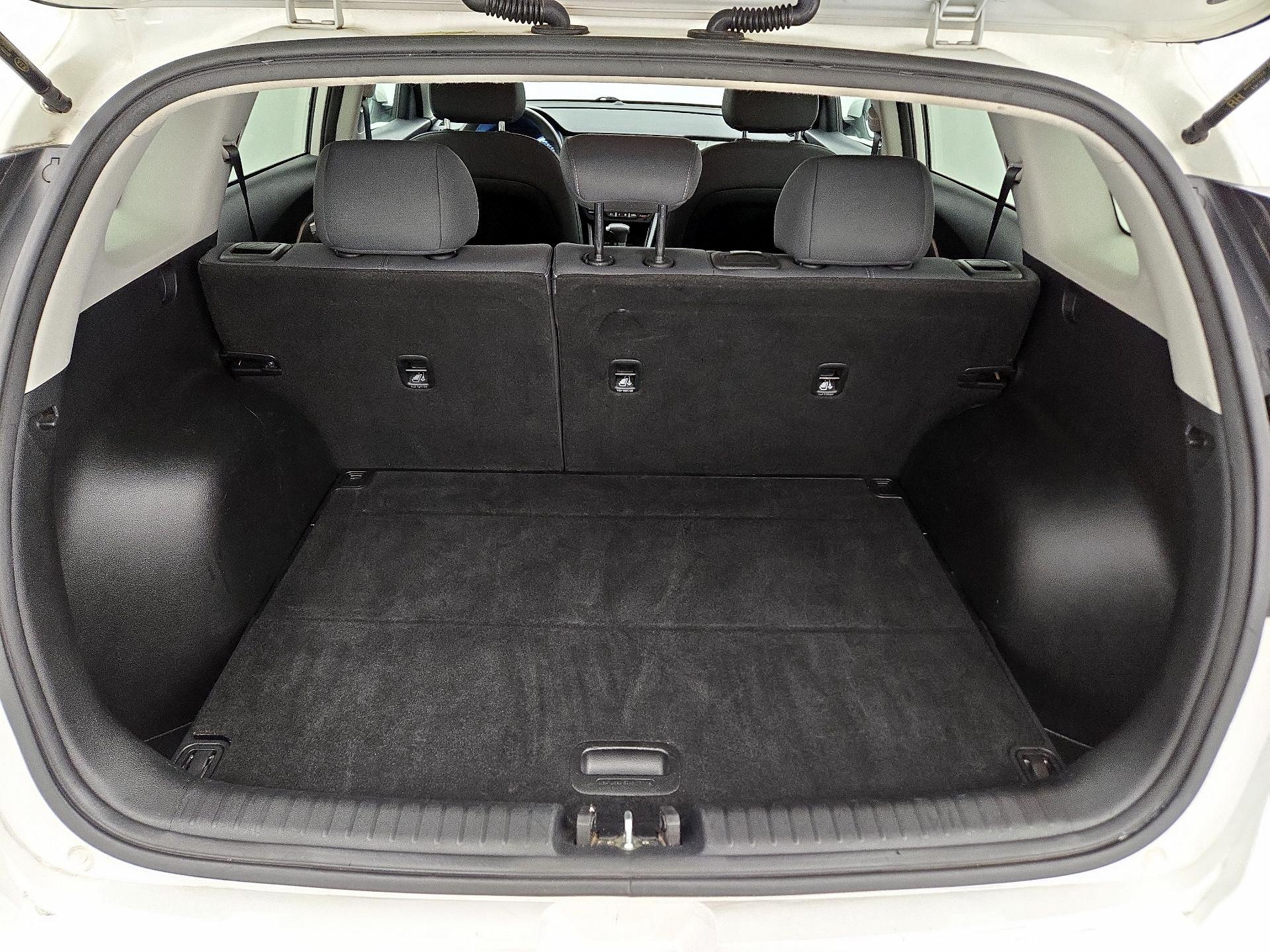 Thumbnail: 2019 Kia Niro - 20