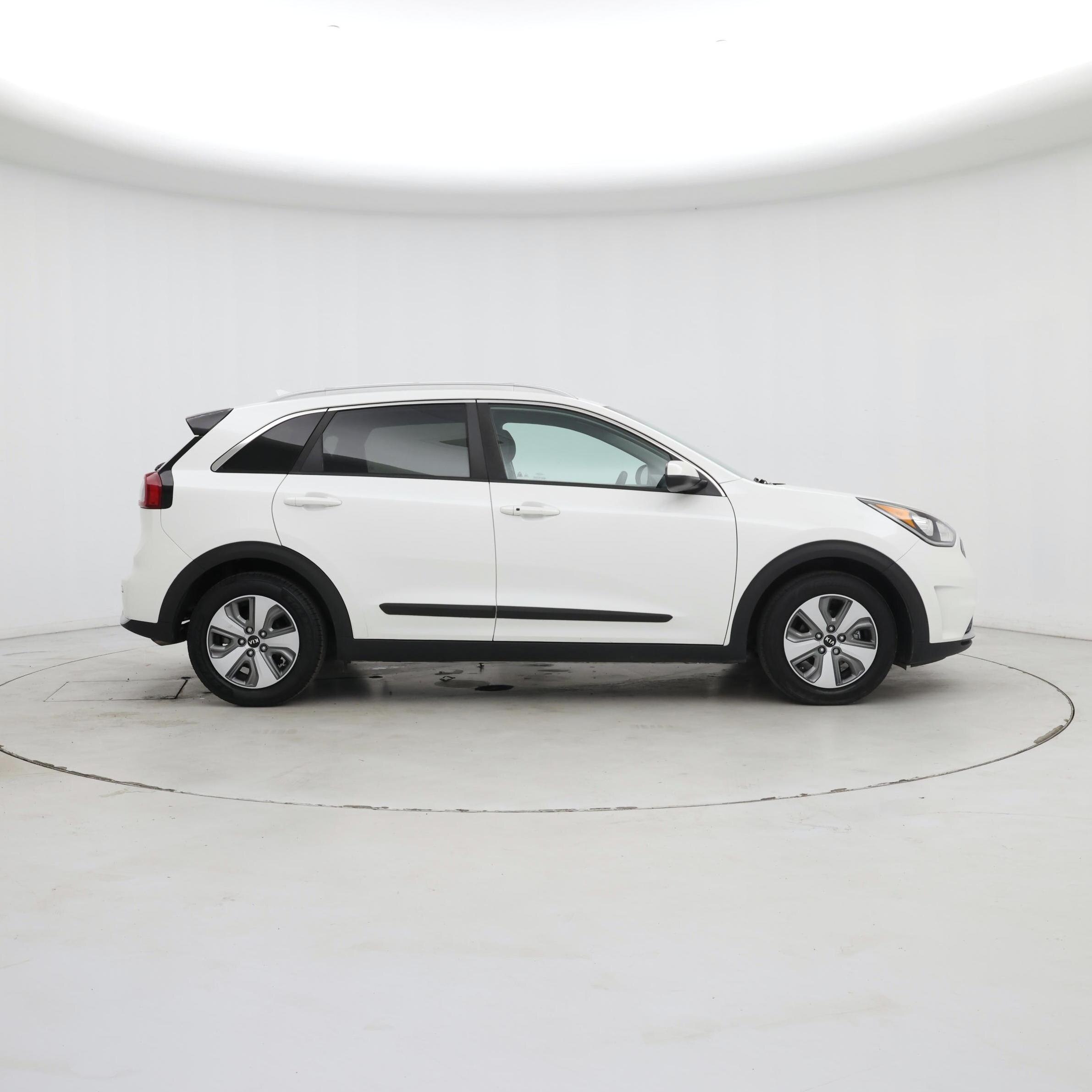 Thumbnail: 2019 Kia Niro - 7