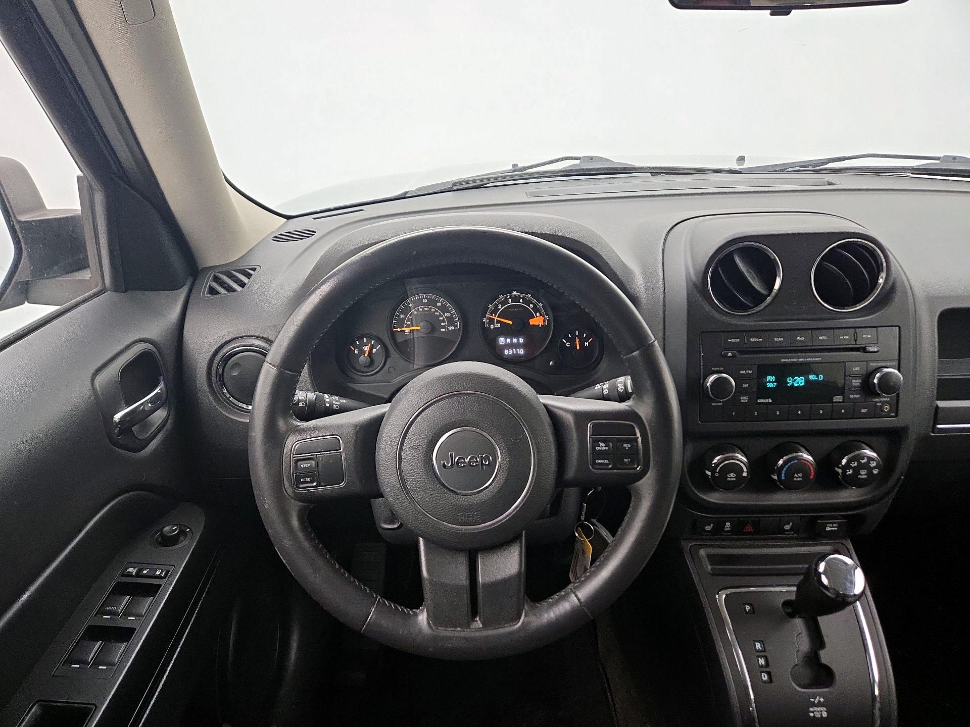 Thumbnail: 2014 Jeep Patriot - 10