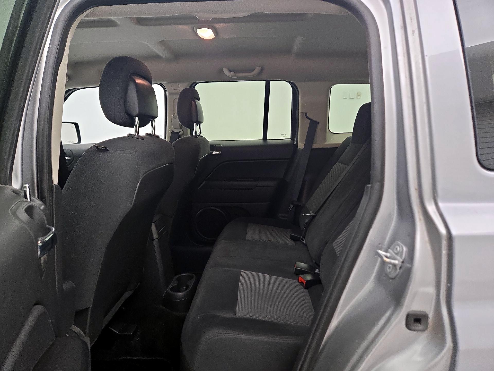 Thumbnail: 2014 Jeep Patriot - 17