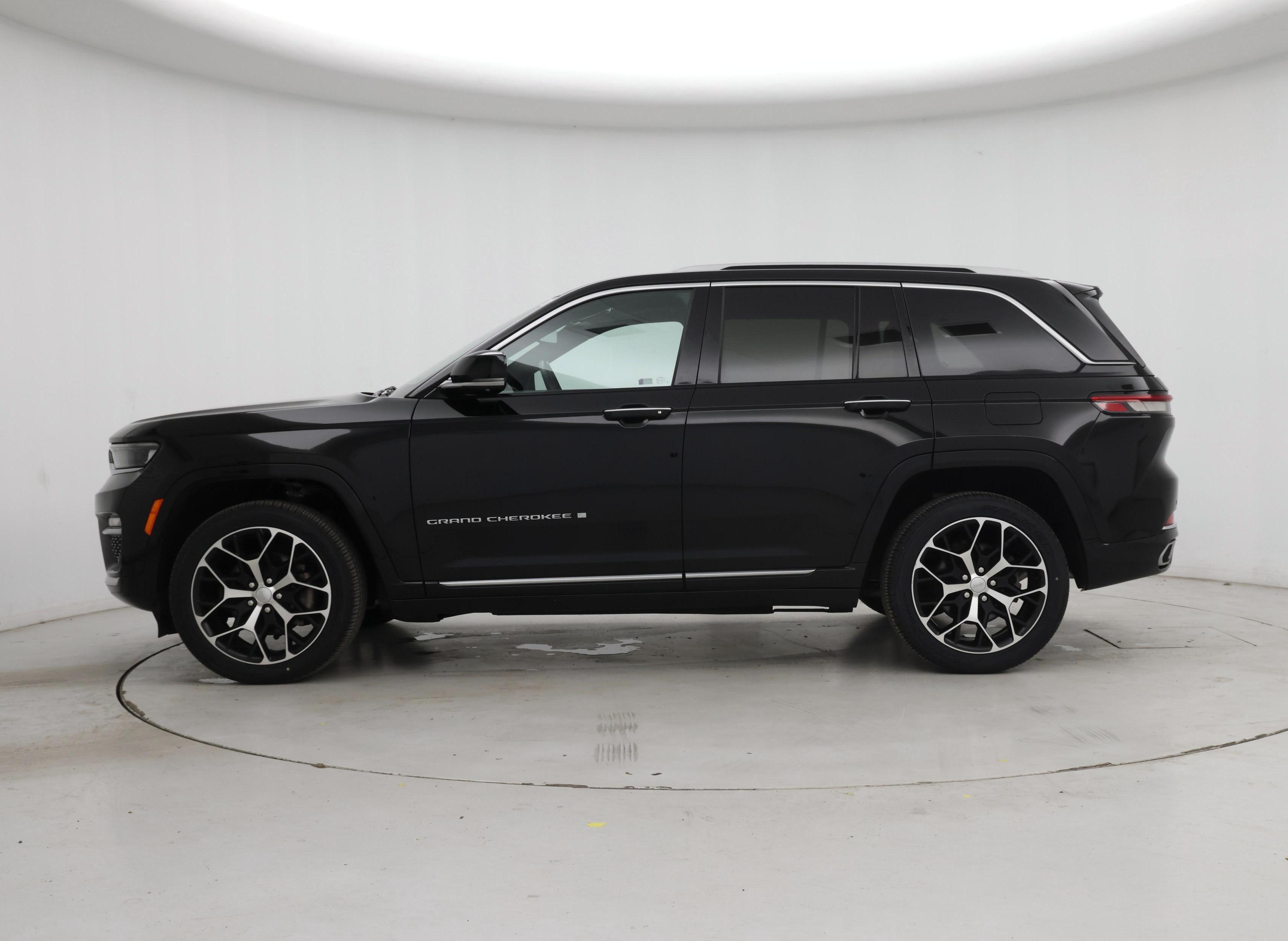 Thumbnail: 2022 Jeep Grand Cherokee - 3