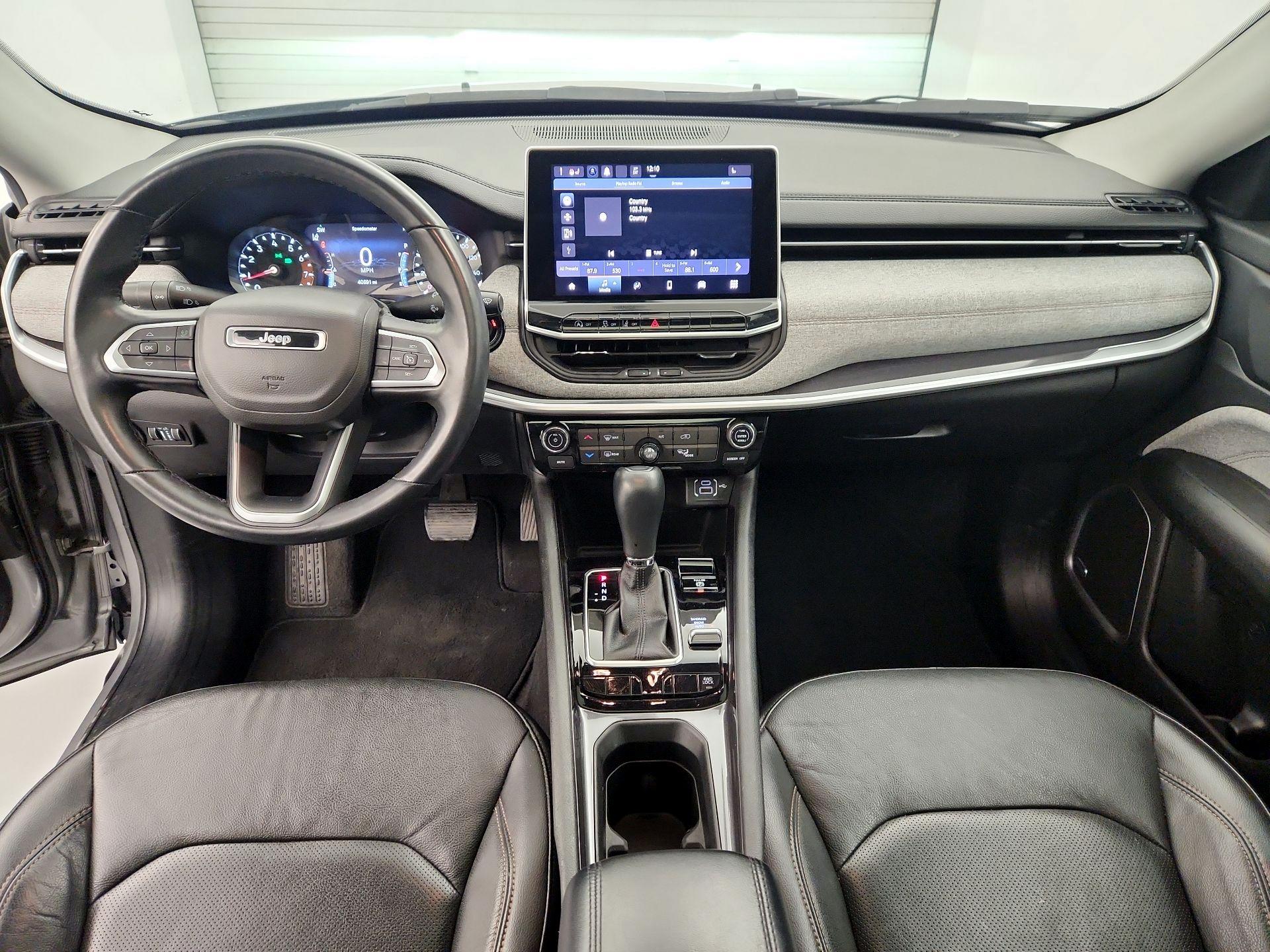 Thumbnail: 2022 Jeep Compass - 9