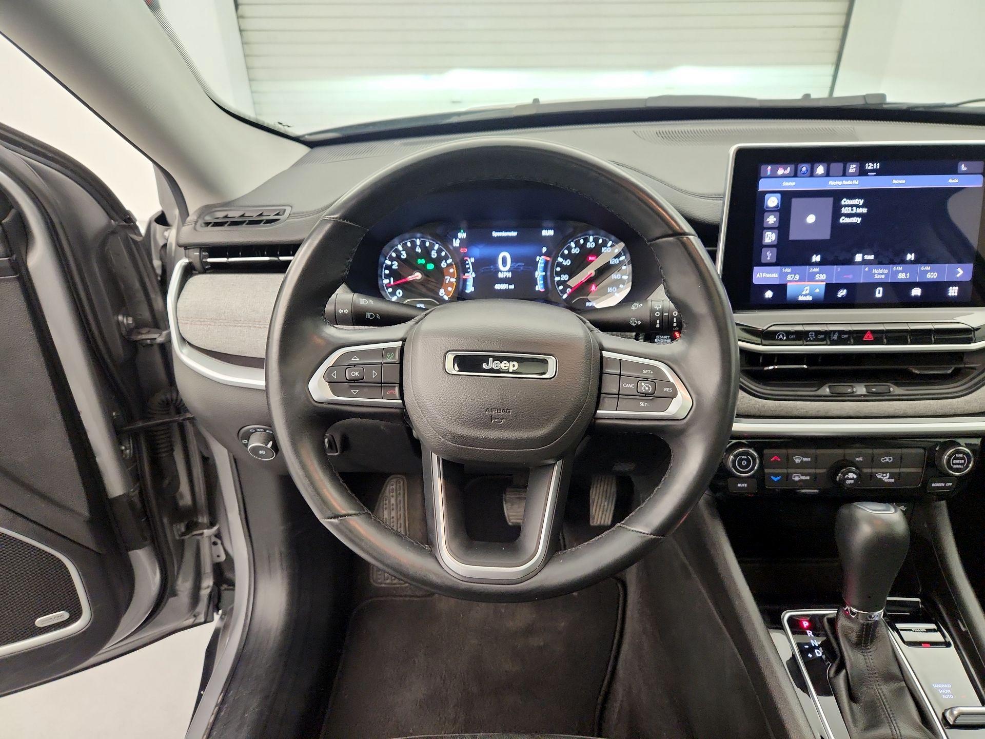 Thumbnail: 2022 Jeep Compass - 10