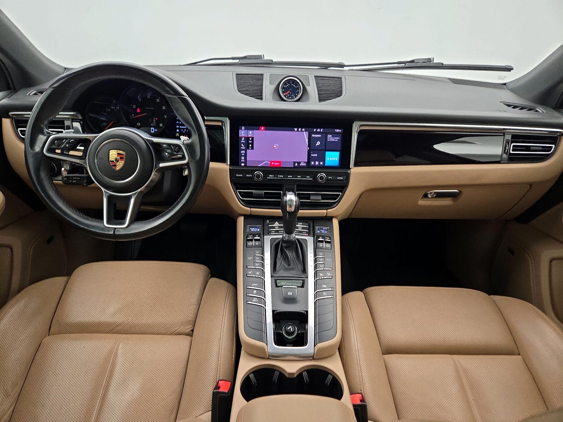 Thumbnail: 2021 Porsche Macan - 9