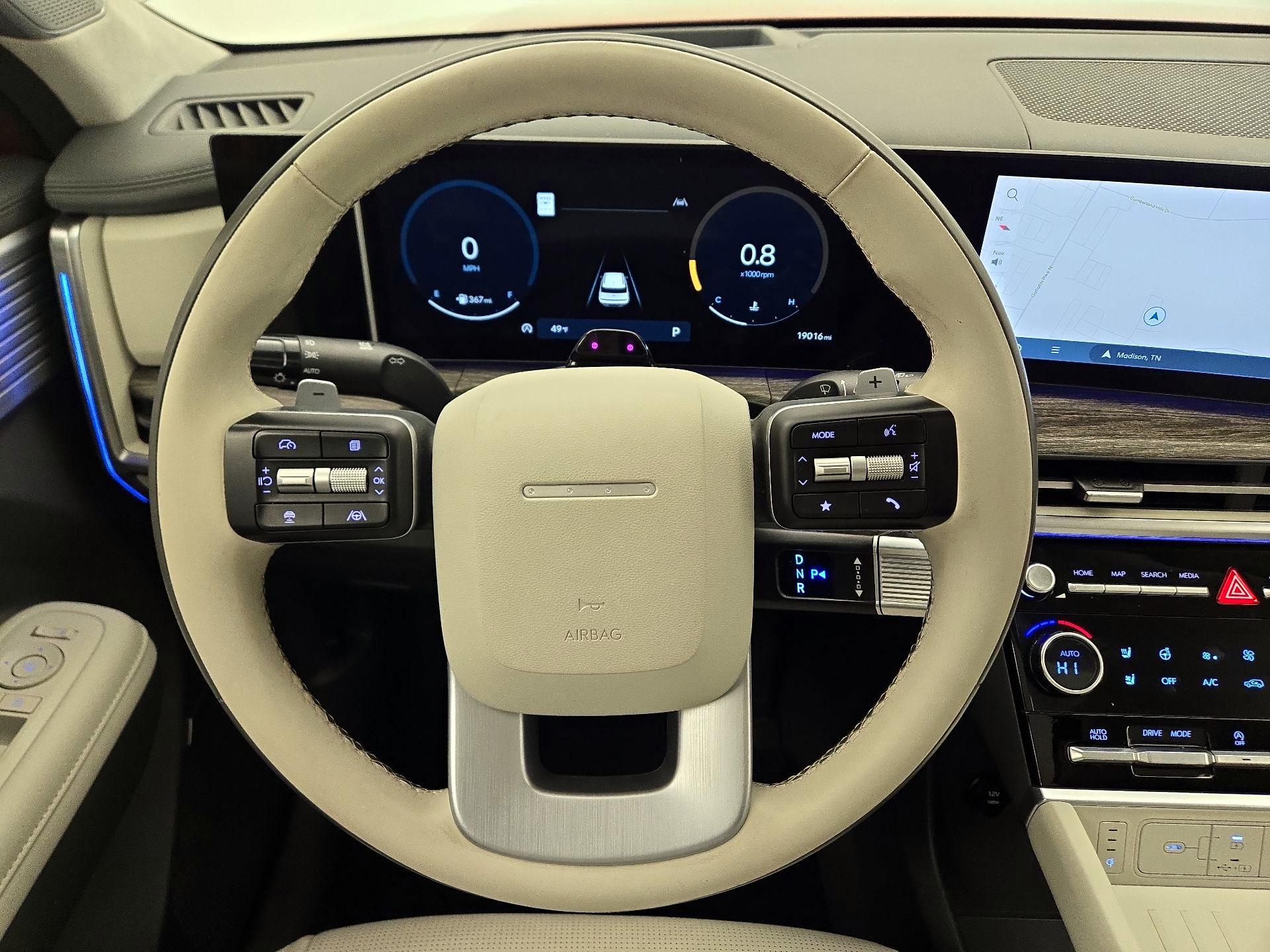 Thumbnail: 2024 Hyundai Santa Fe - 10