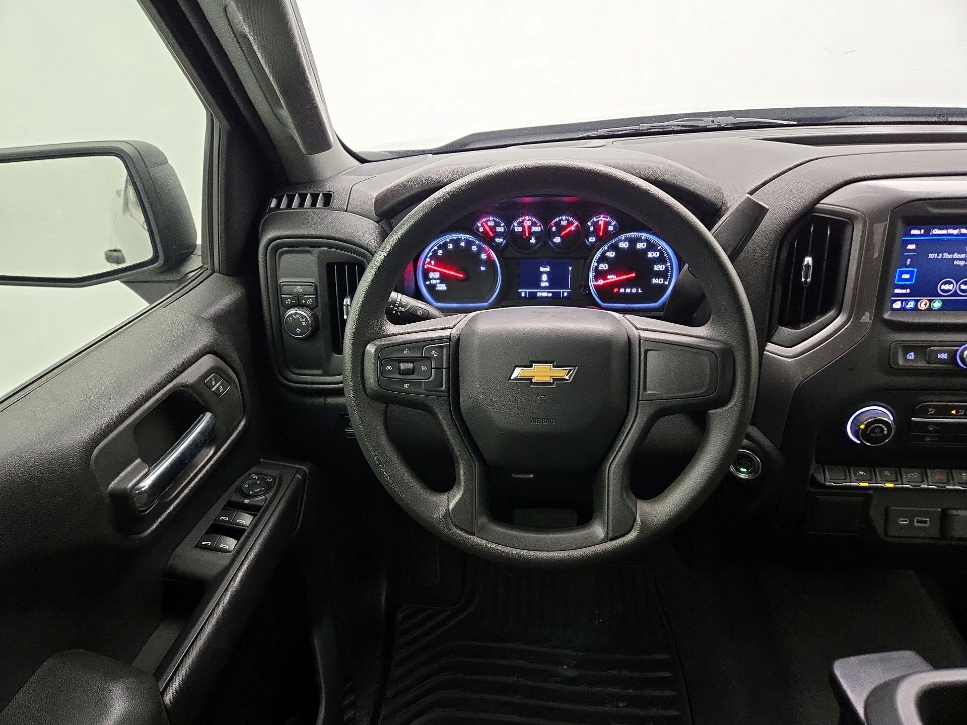 Thumbnail: 2022 Chevrolet Silverado 1500 - 10