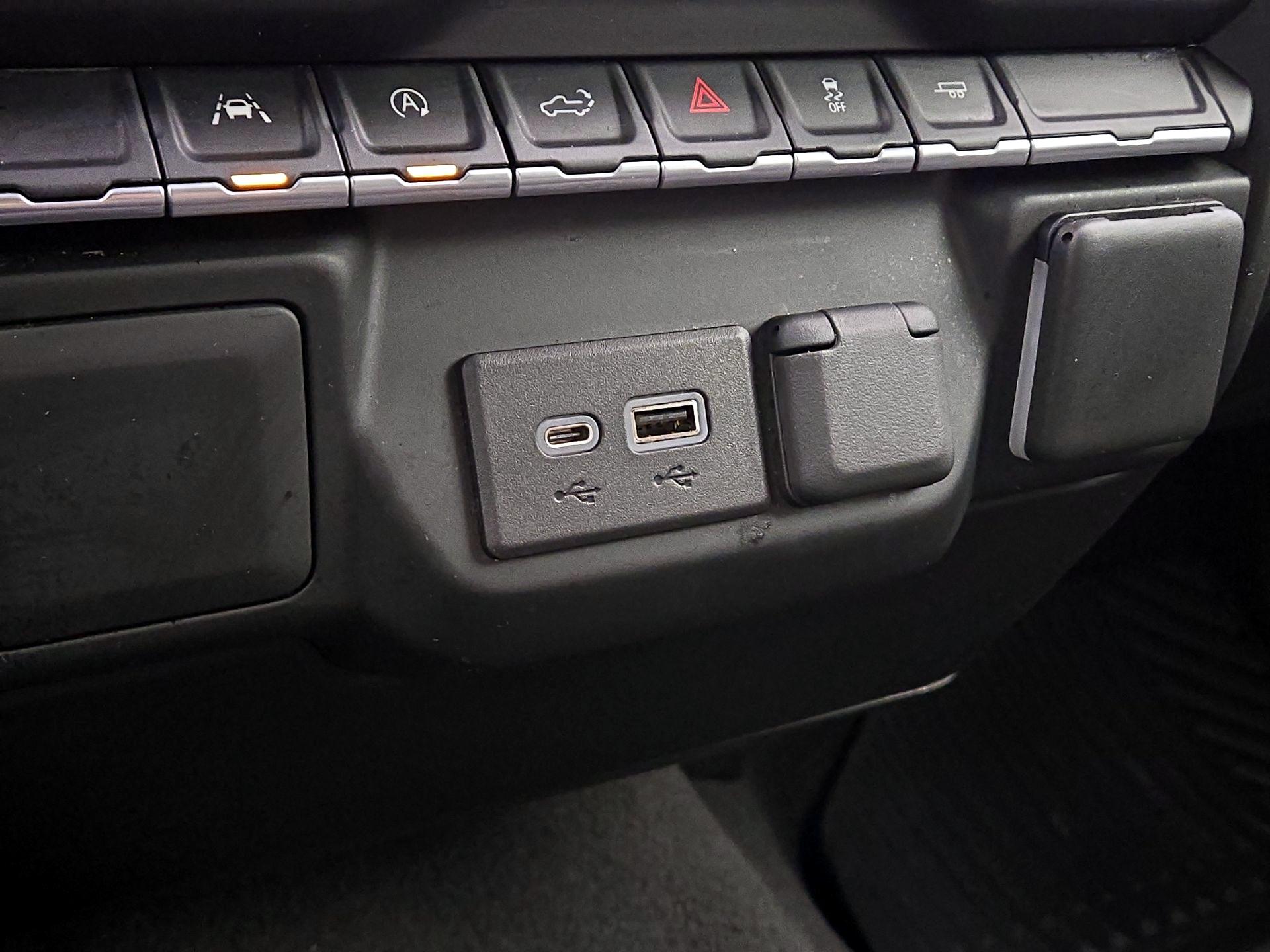 Thumbnail: 2022 Chevrolet Silverado 1500 - 18