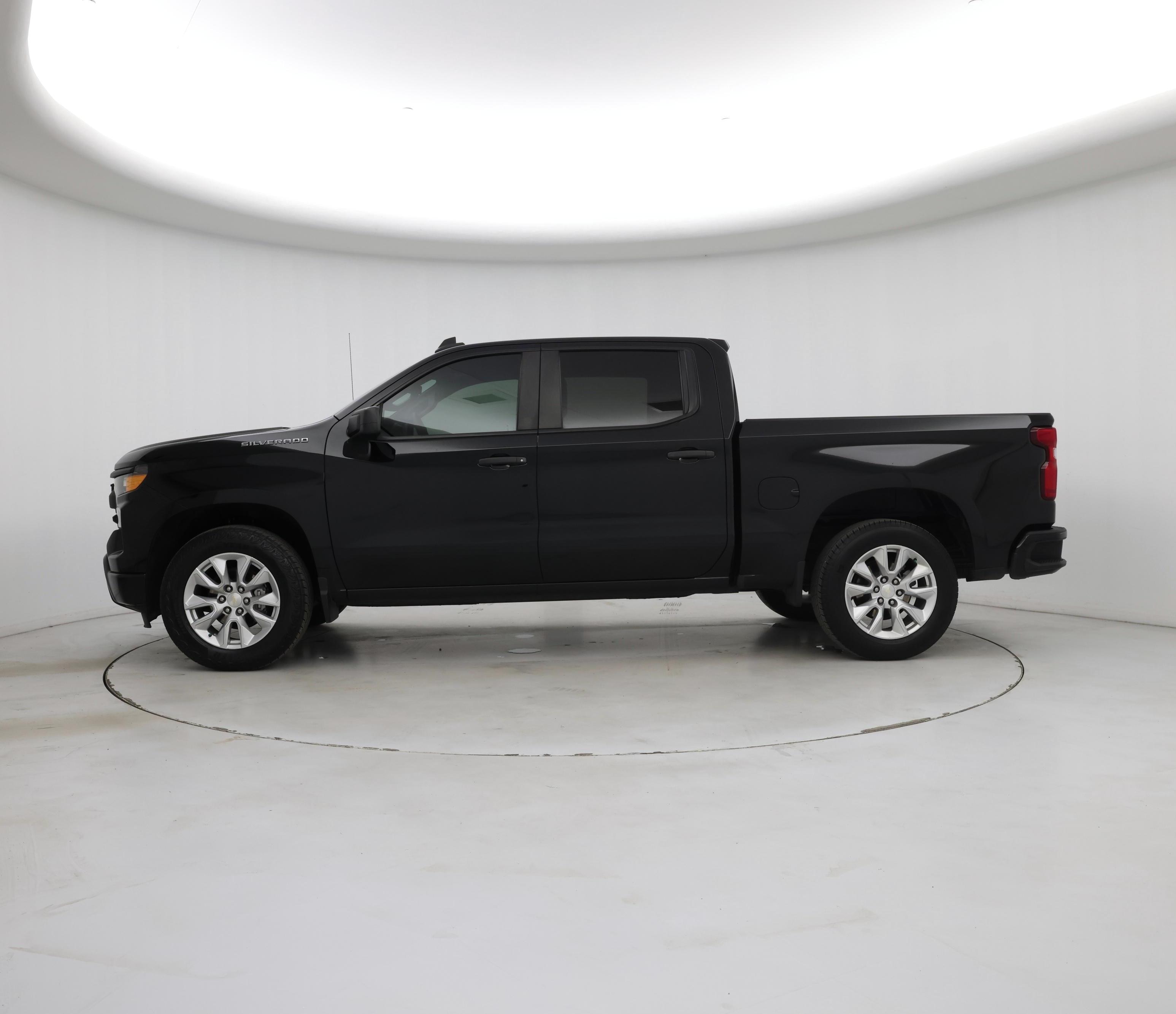 Thumbnail: 2022 Chevrolet Silverado 1500 - 3