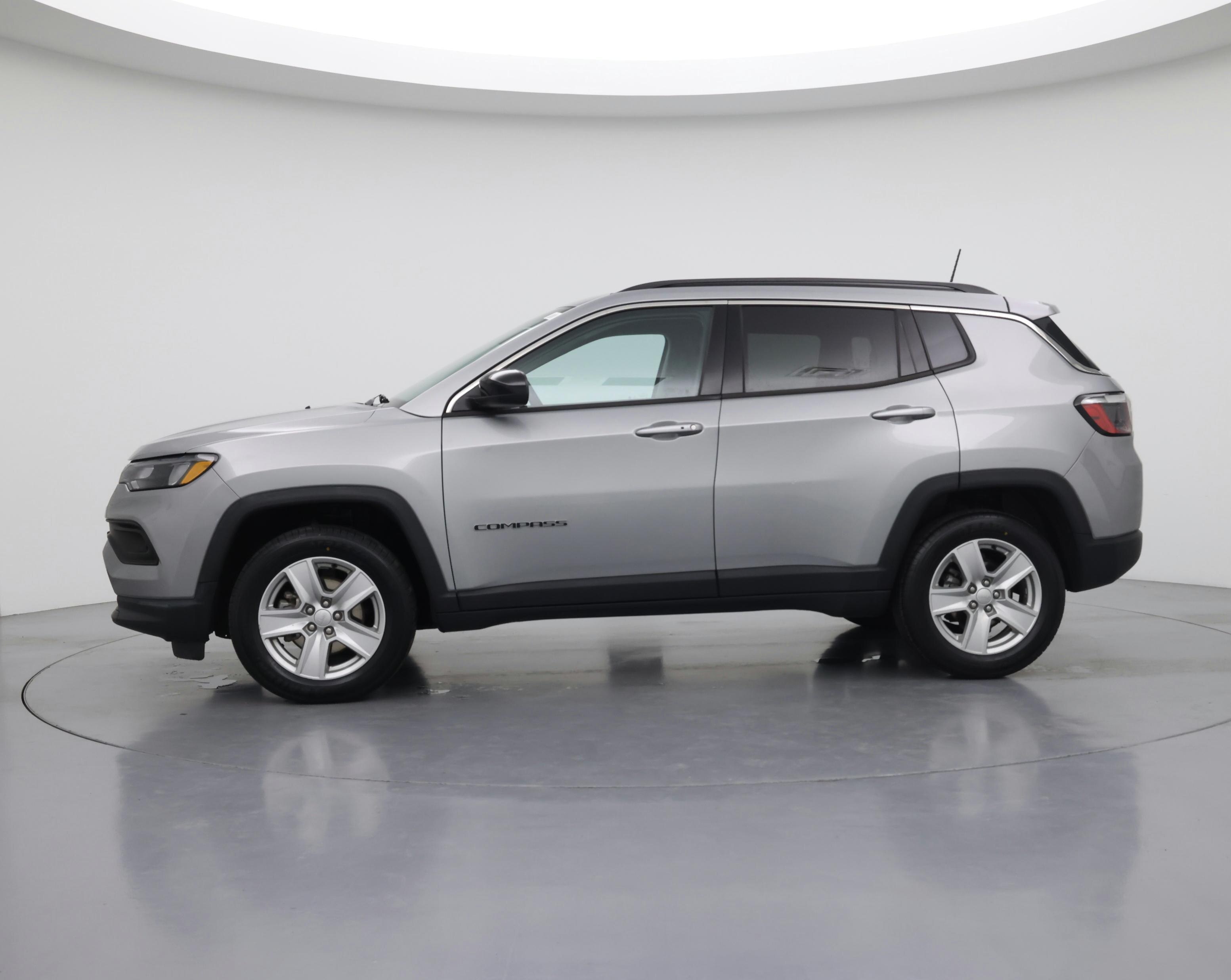 Thumbnail: 2022 Jeep Compass - 3
