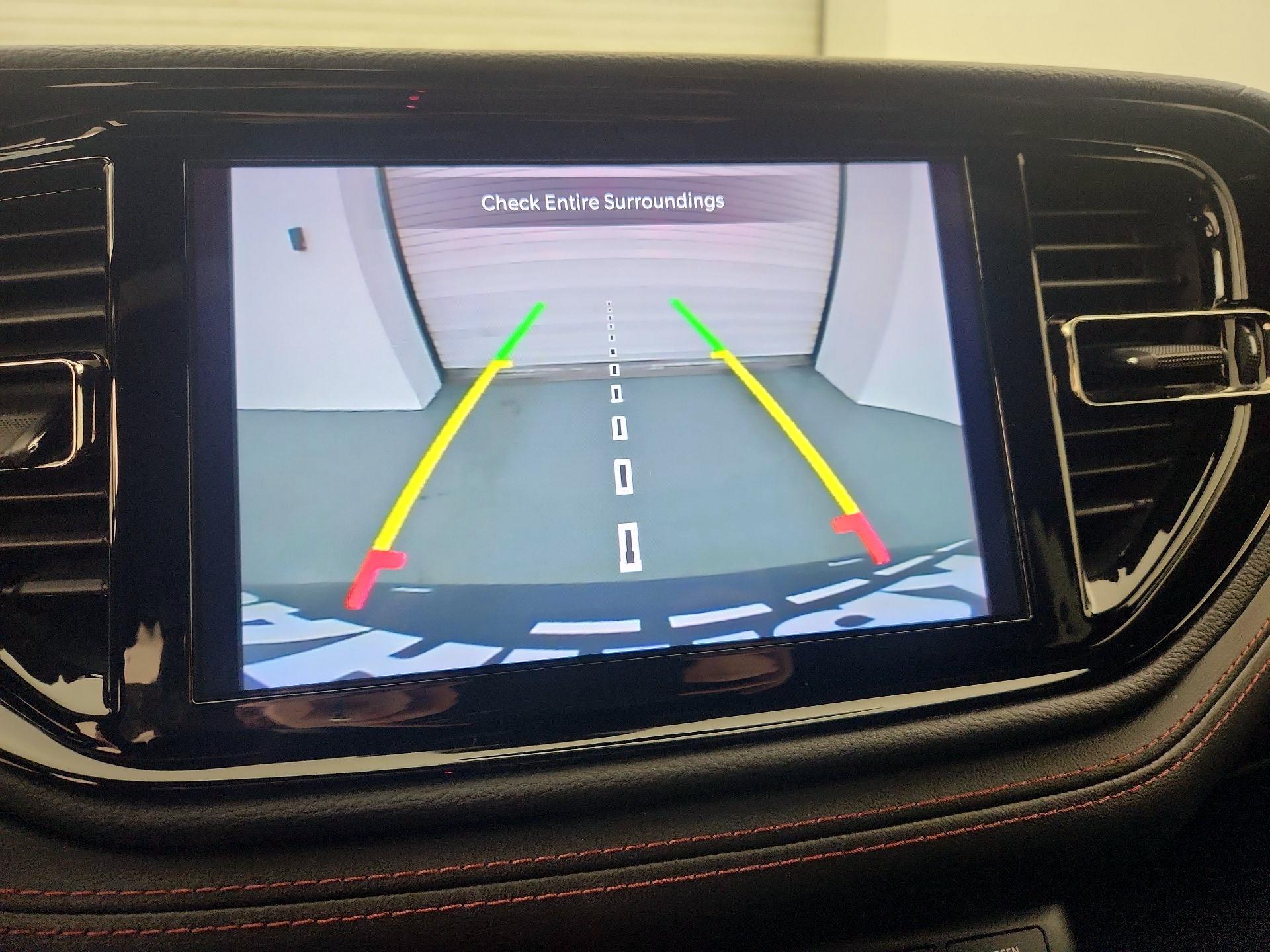 Thumbnail: 2022 Dodge Durango - 15