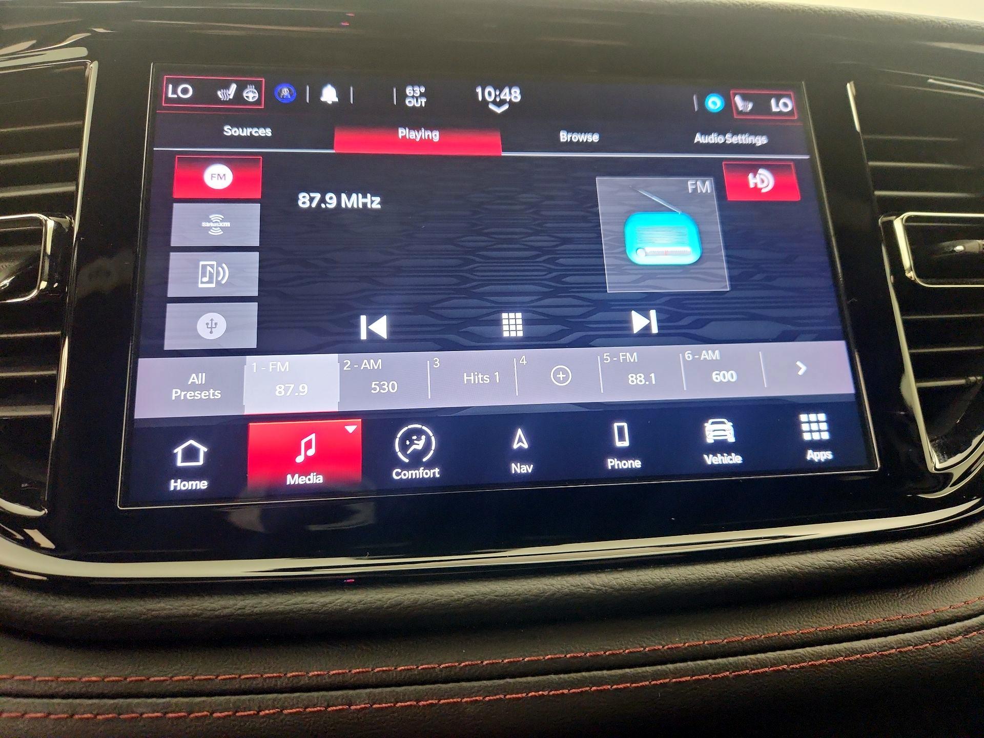 Thumbnail: 2022 Dodge Durango - 16