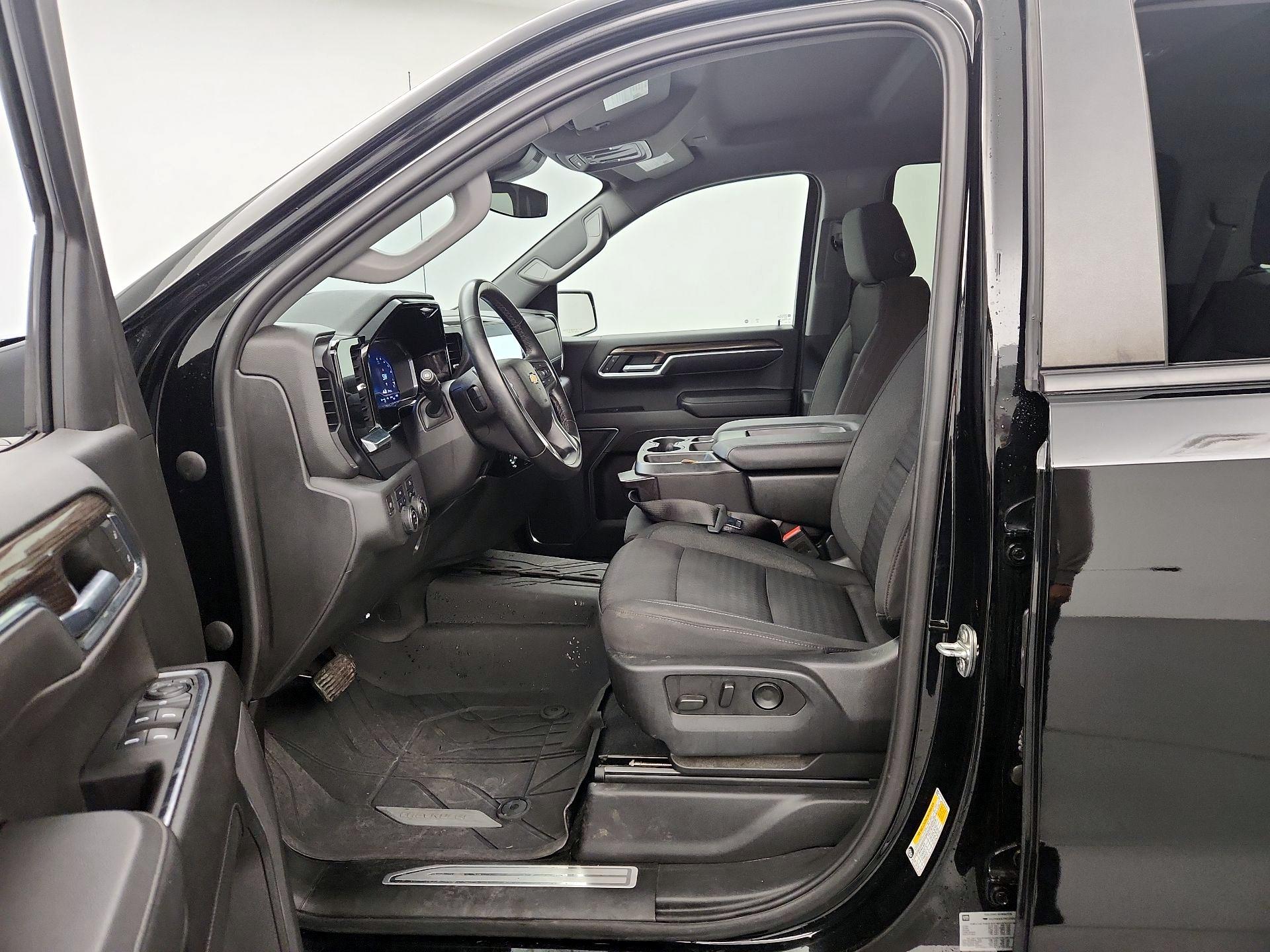 Thumbnail: 2023 Chevrolet Silverado 1500 - 11