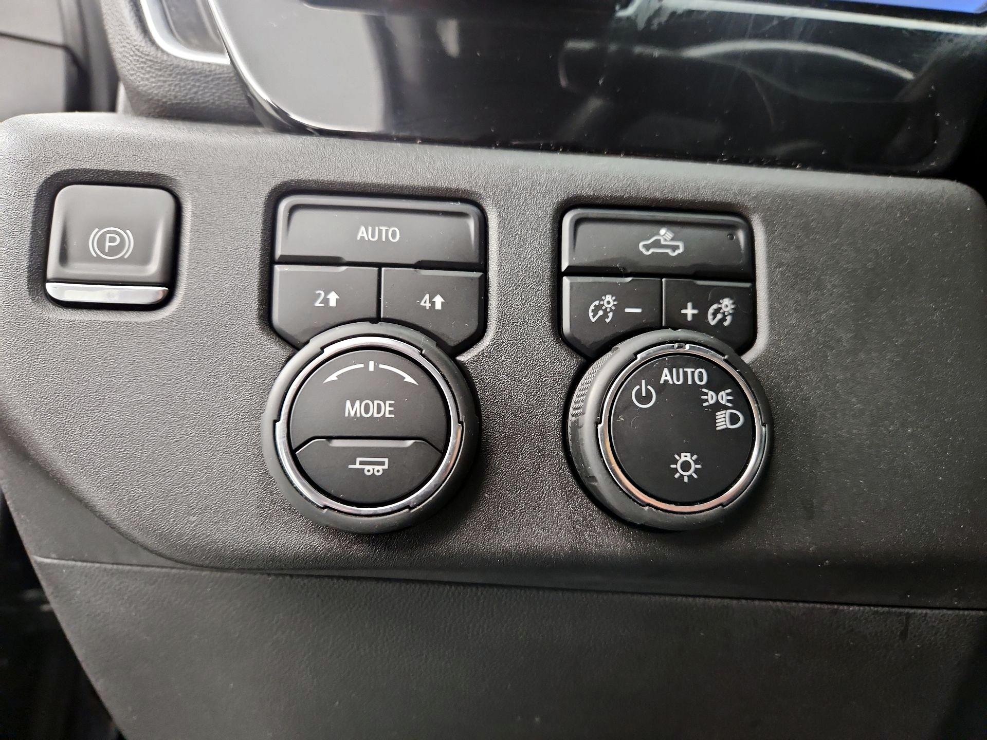 Thumbnail: 2023 Chevrolet Silverado 1500 - 13