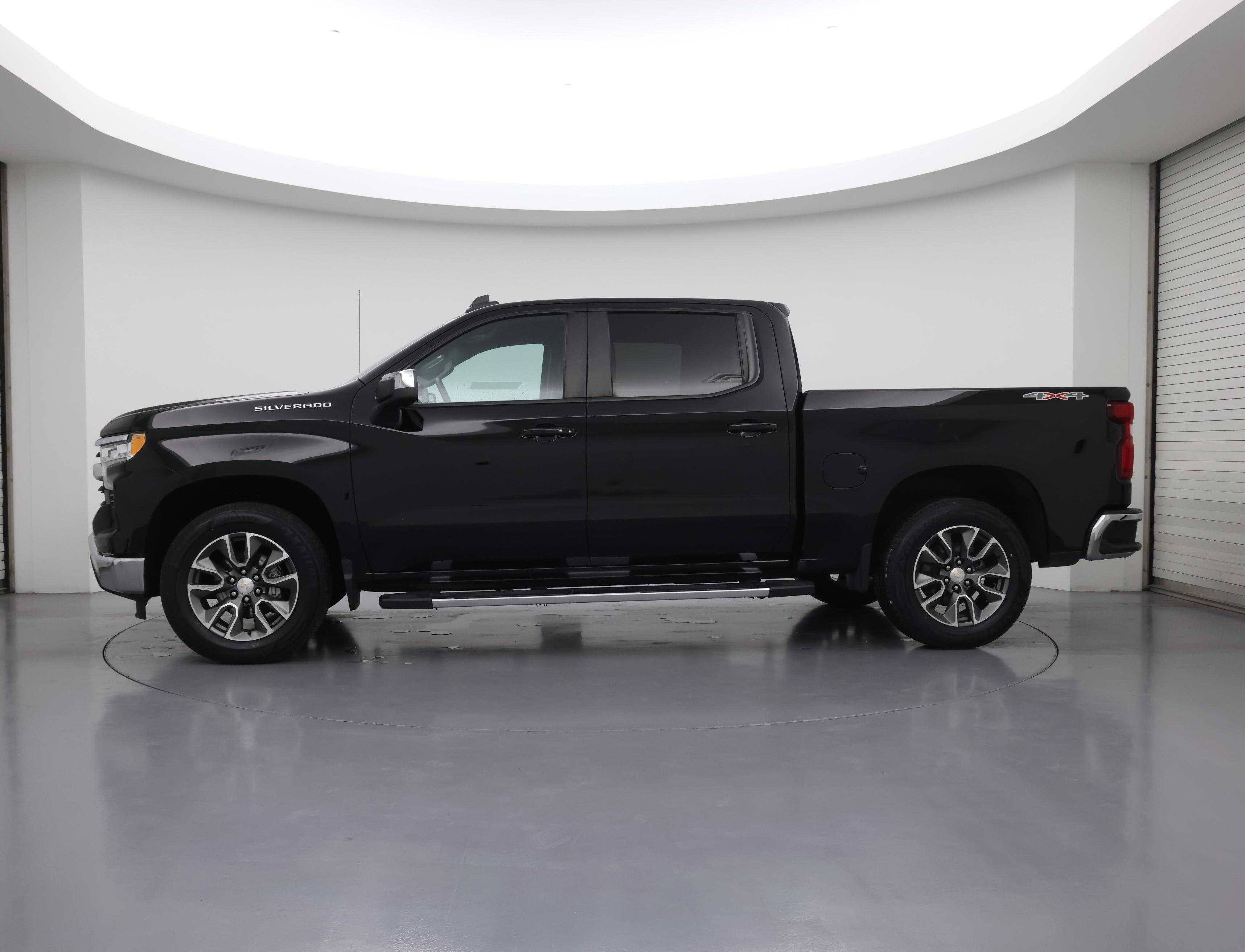 Thumbnail: 2023 Chevrolet Silverado 1500 - 3