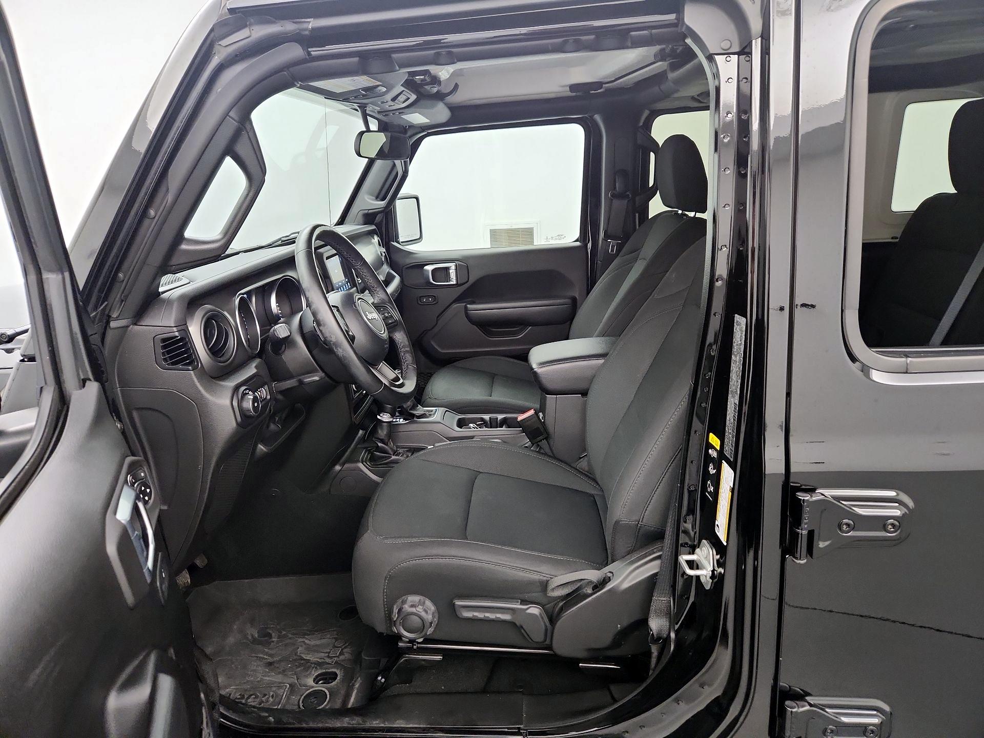 Thumbnail: 2022 Jeep Wrangler - 11