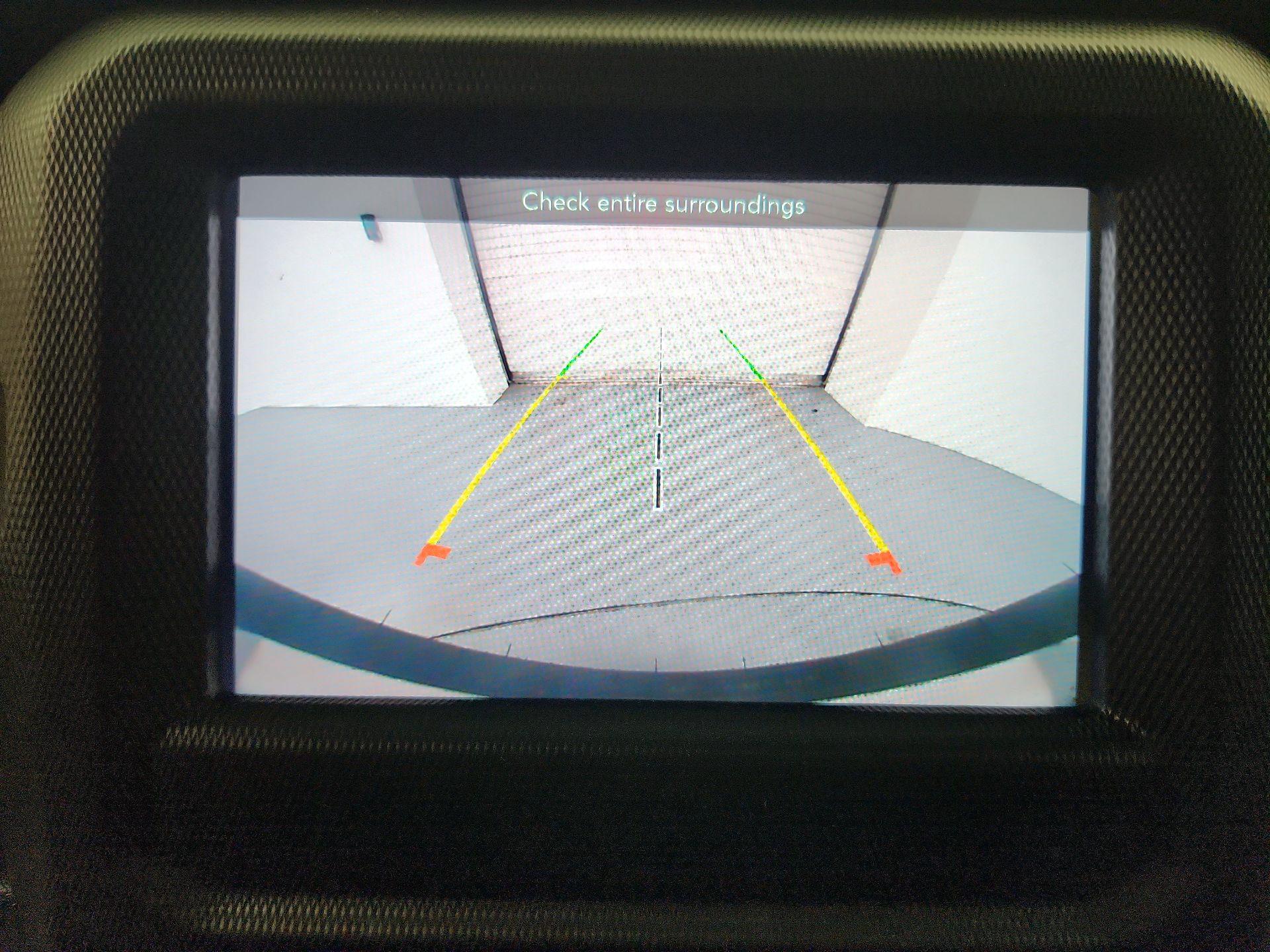 Thumbnail: 2022 Jeep Wrangler - 14