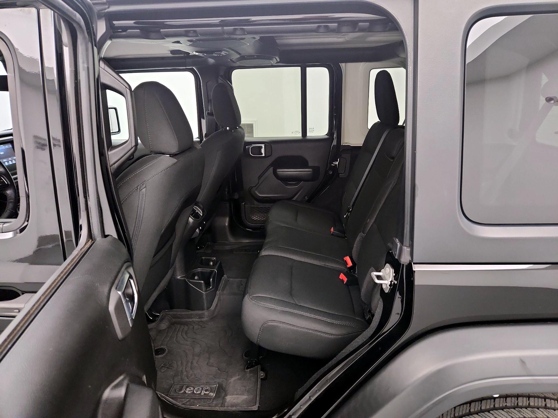 Thumbnail: 2022 Jeep Wrangler - 19