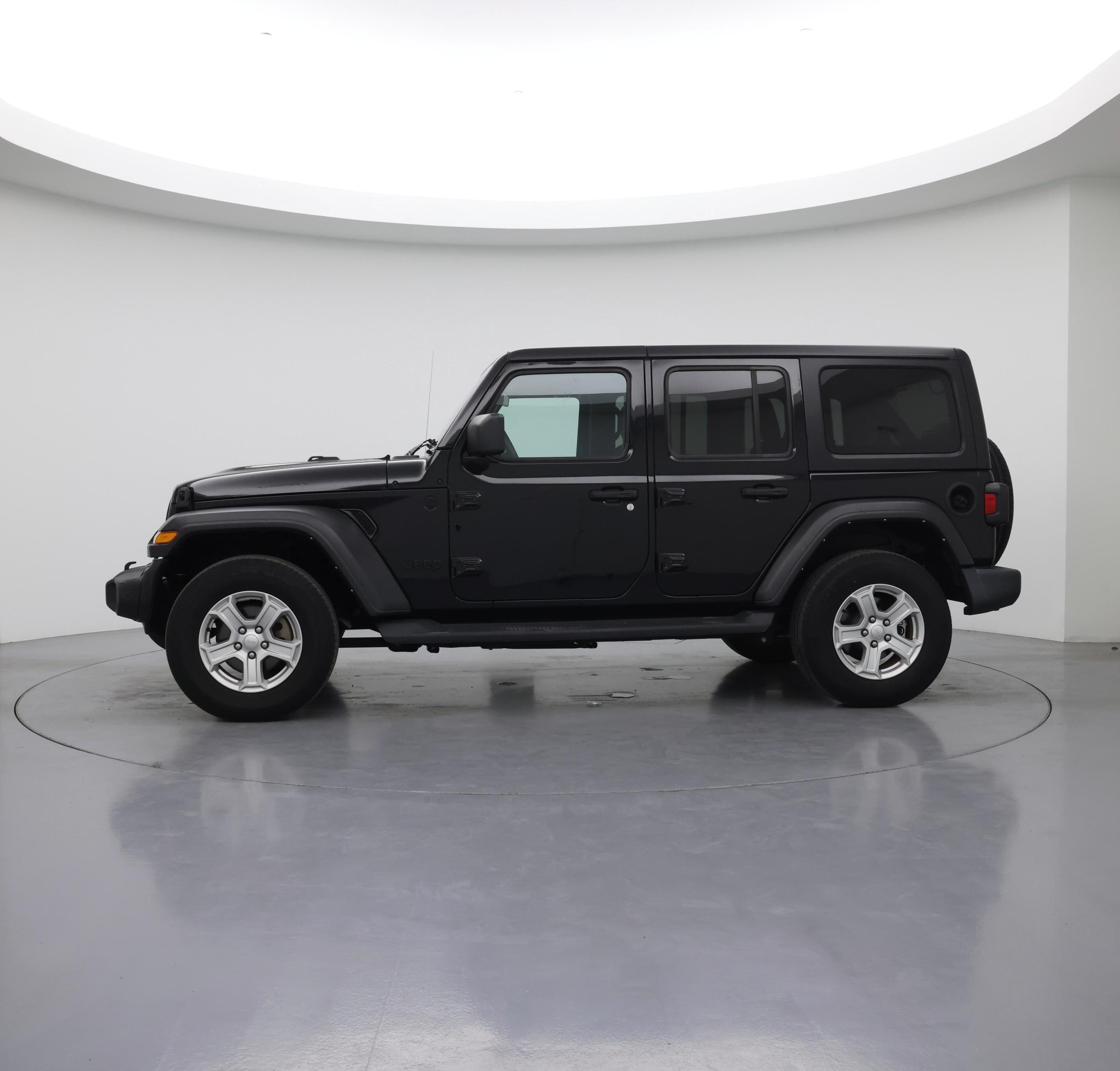 Thumbnail: 2022 Jeep Wrangler - 3