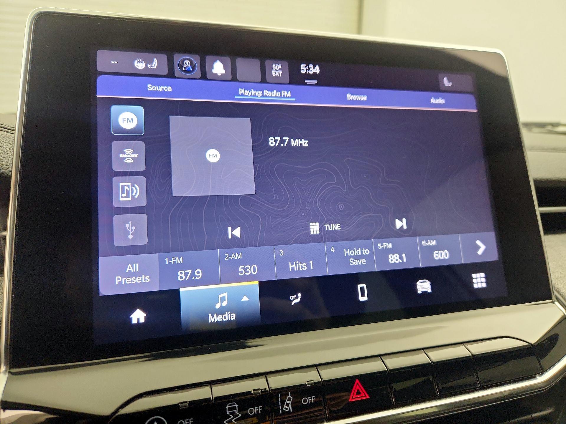 Thumbnail: 2022 Jeep Compass - 15