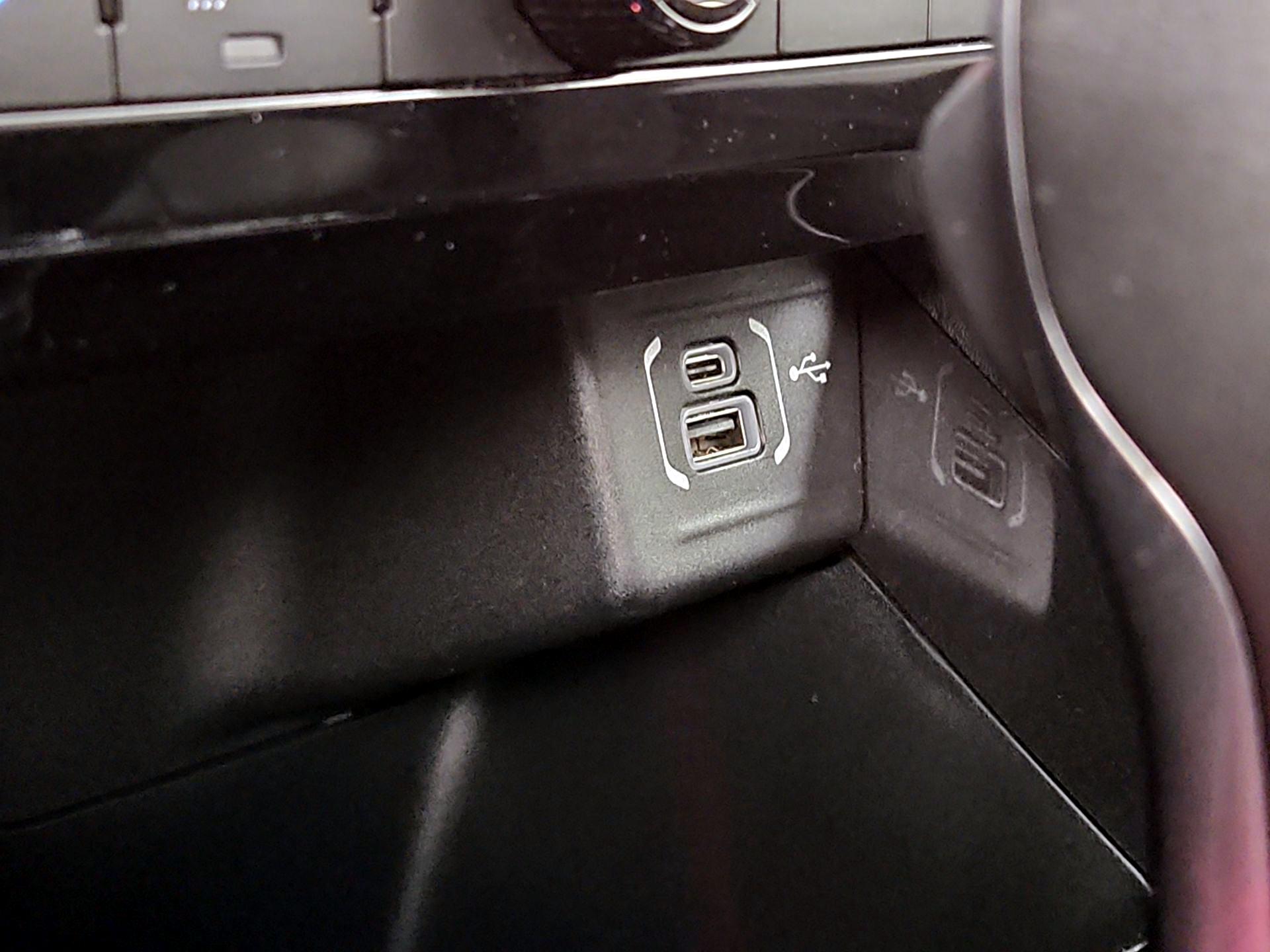 Thumbnail: 2022 Jeep Compass - 18