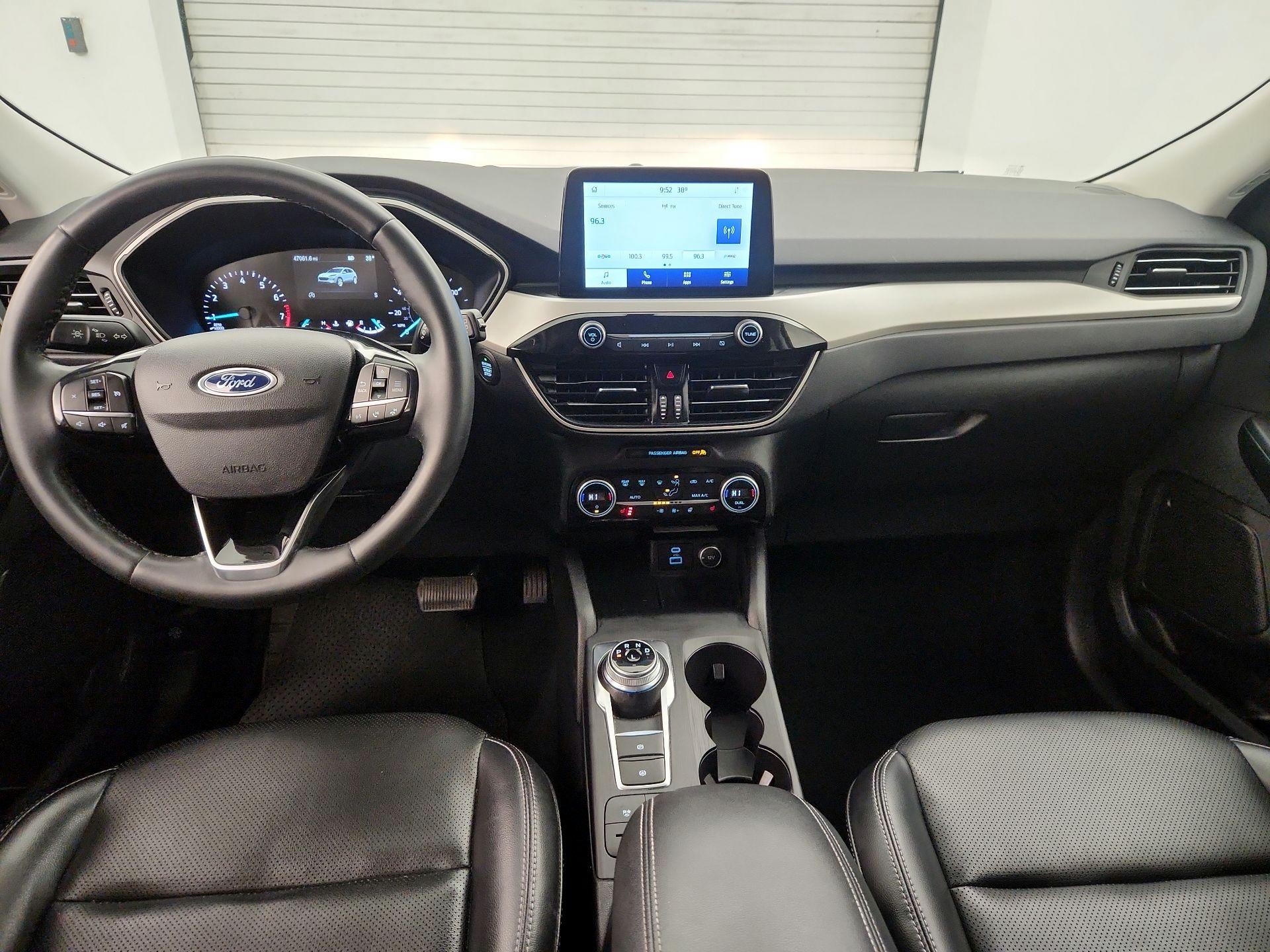 Thumbnail: 2021 Ford Escape - 9