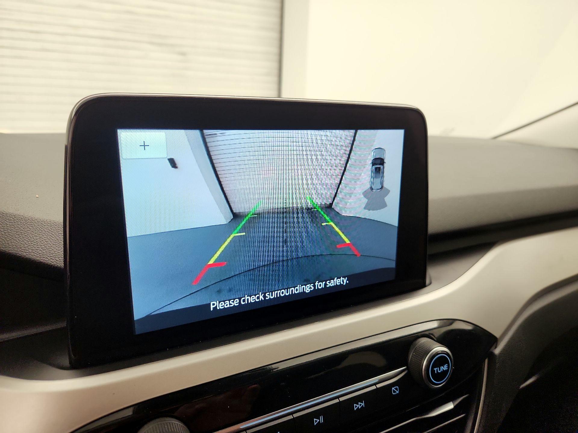 Thumbnail: 2021 Ford Escape - 14