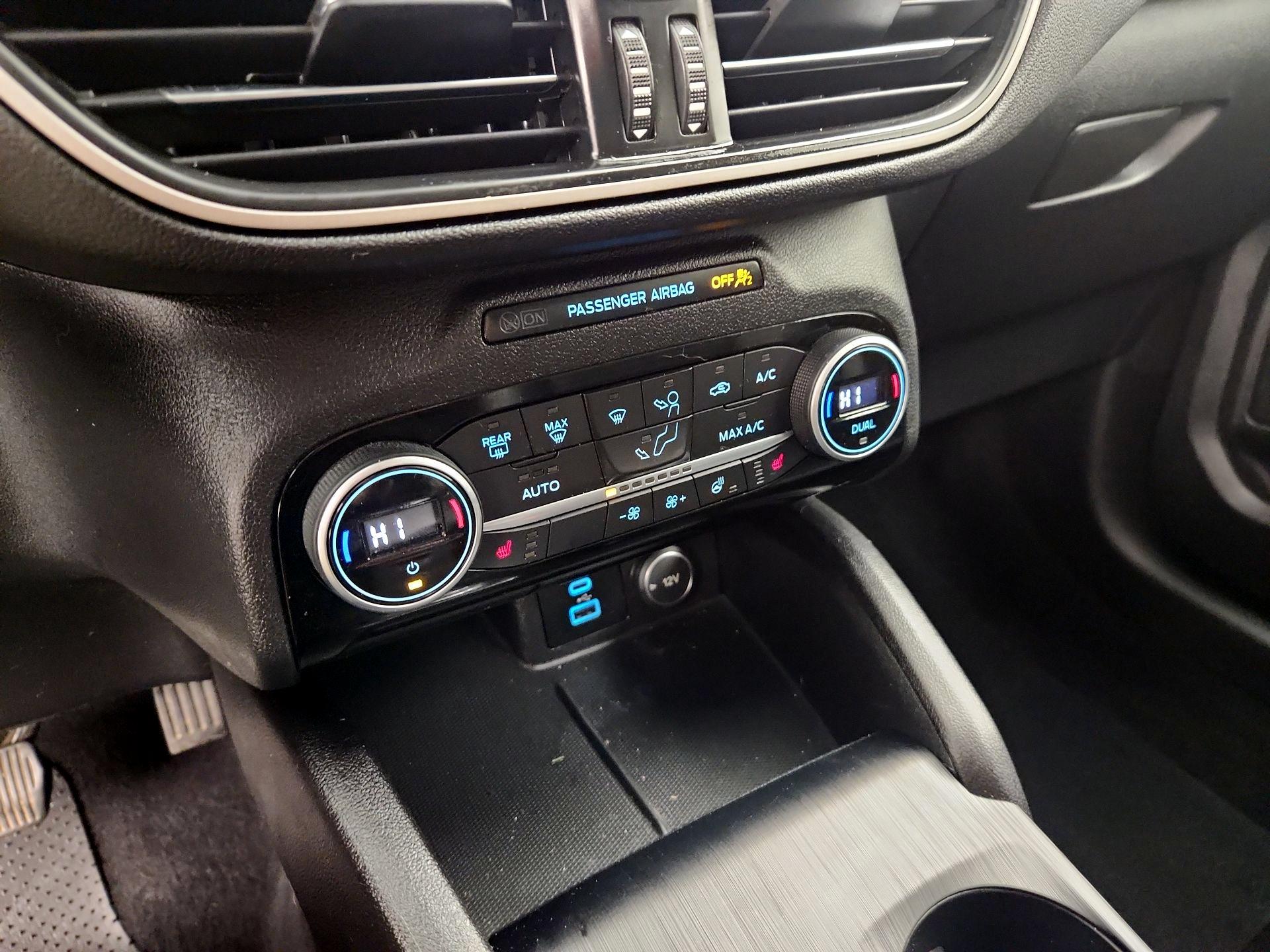 Thumbnail: 2021 Ford Escape - 16