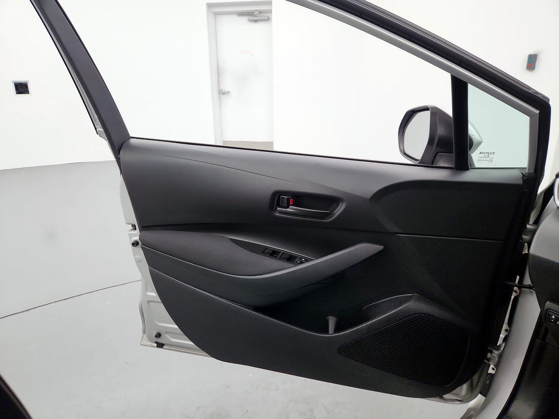 Thumbnail: 2022 Toyota Corolla - 12