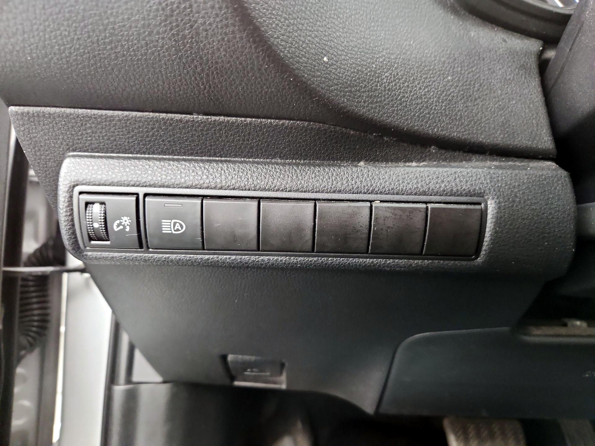 Thumbnail: 2022 Toyota Corolla - 13