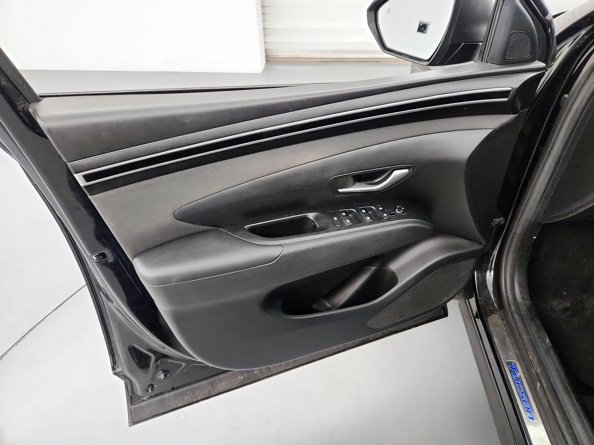 Thumbnail: 2023 Hyundai Tucson - 12