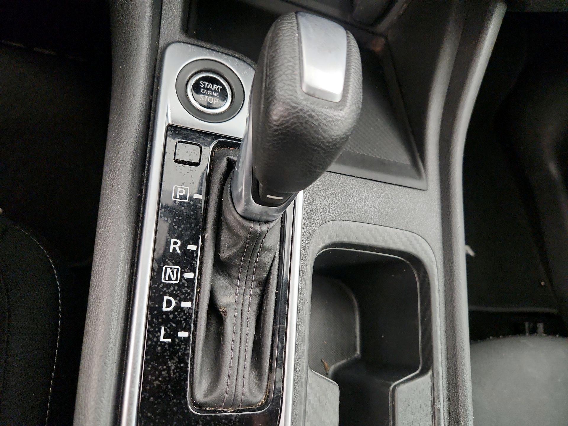 Thumbnail: 2025 Nissan Sentra - 17