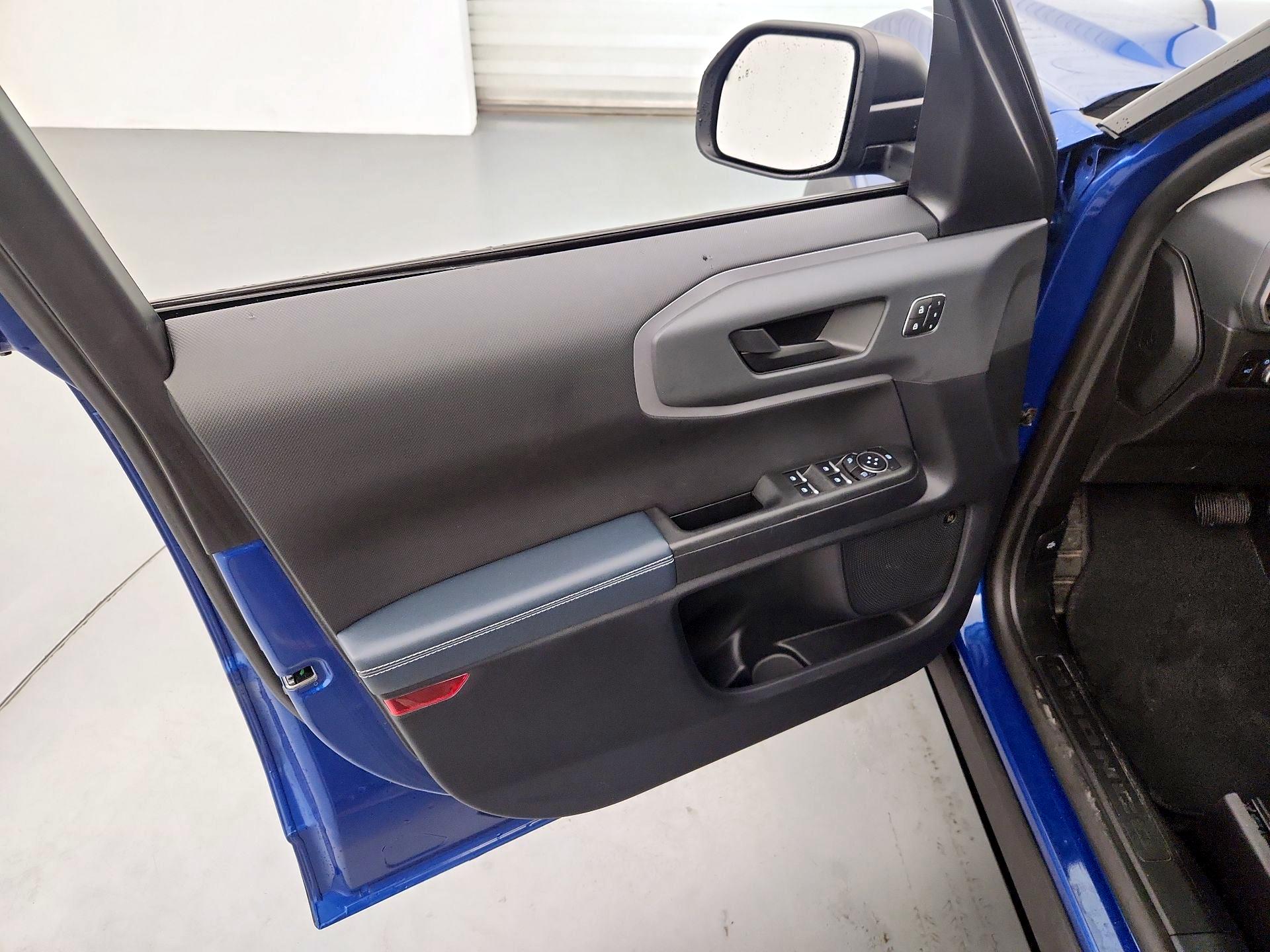 Thumbnail: 2023 Ford Bronco Sport - 12