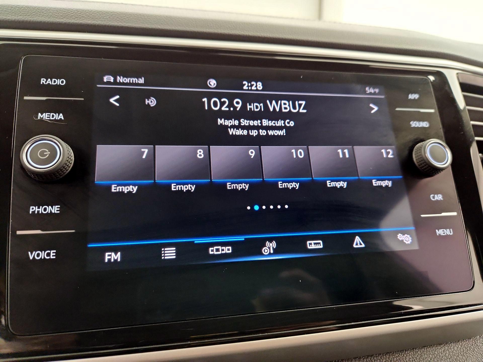 Thumbnail: 2022 Volkswagen Atlas - 15