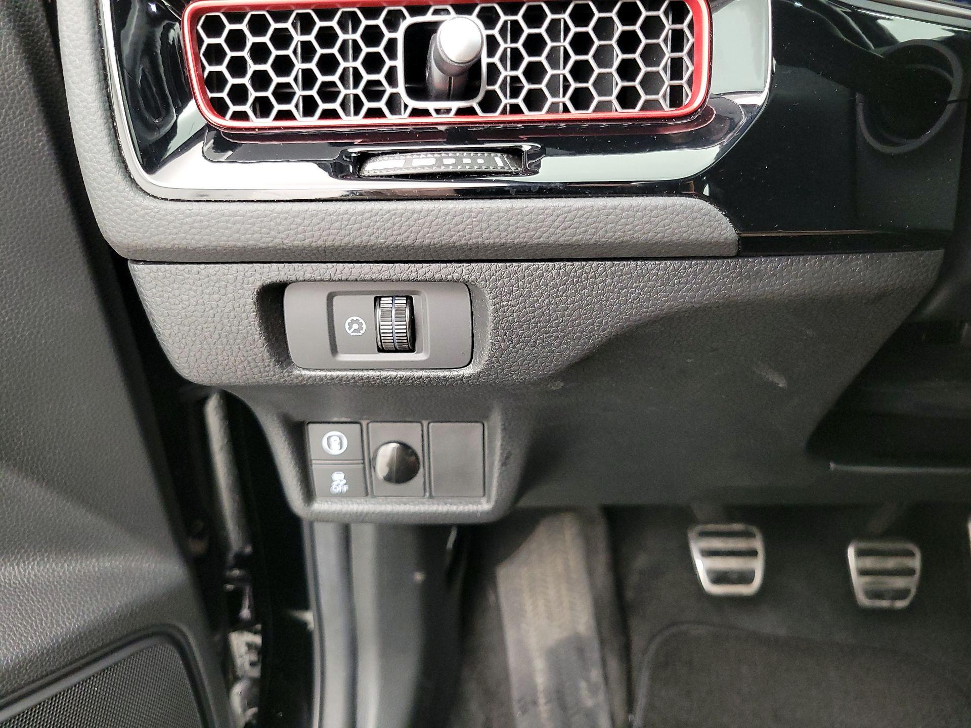 Thumbnail: 2024 Honda Civic - 13