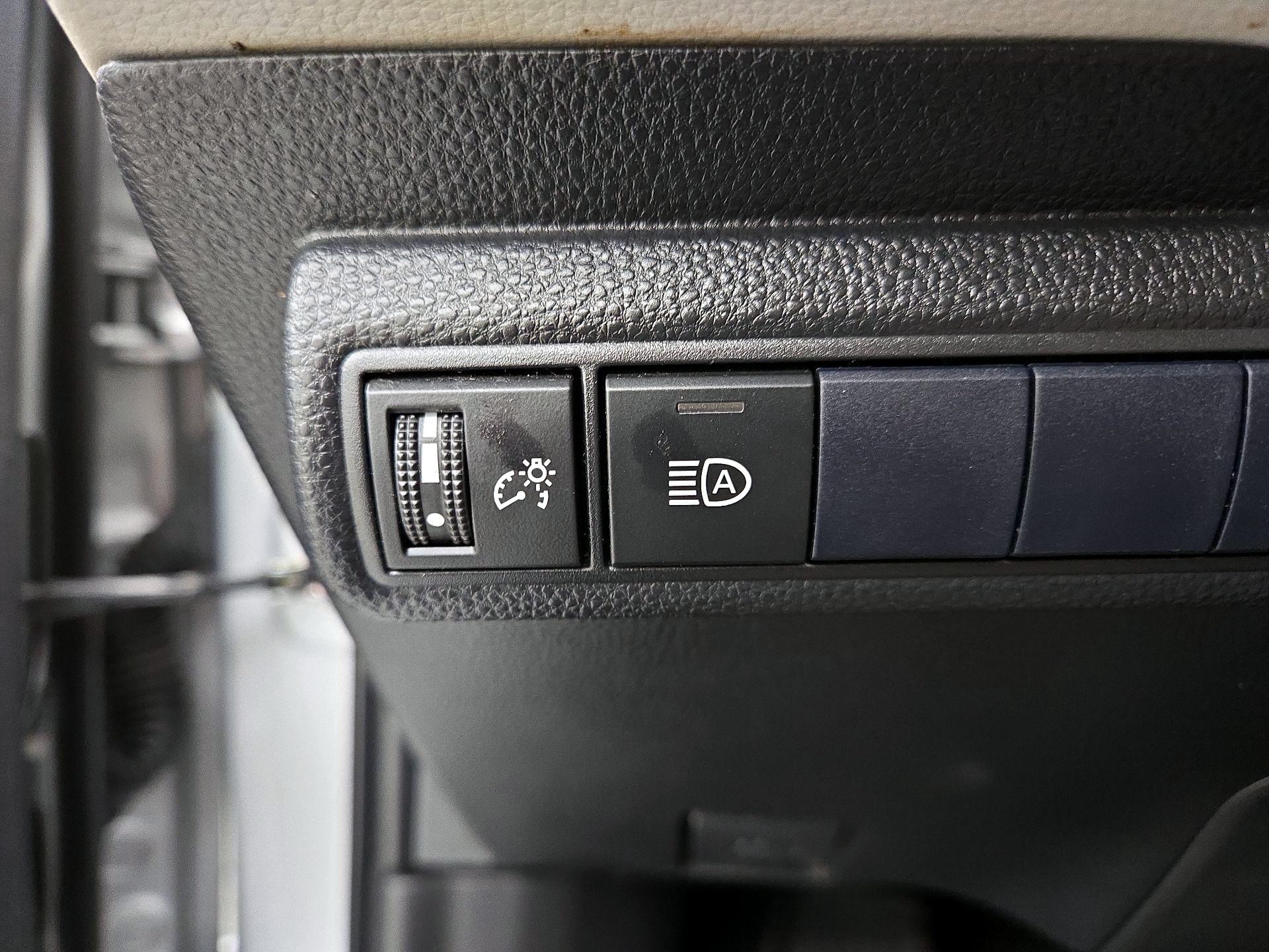 Thumbnail: 2021 Toyota Corolla - 13