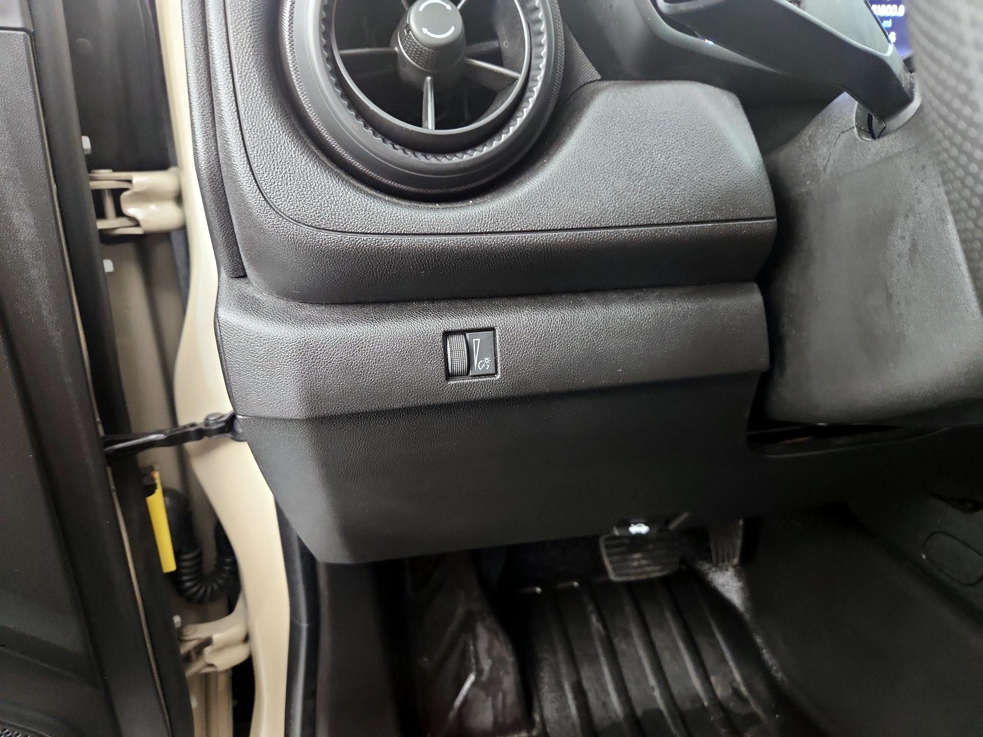 Thumbnail: 2023 Chevrolet Colorado - 13